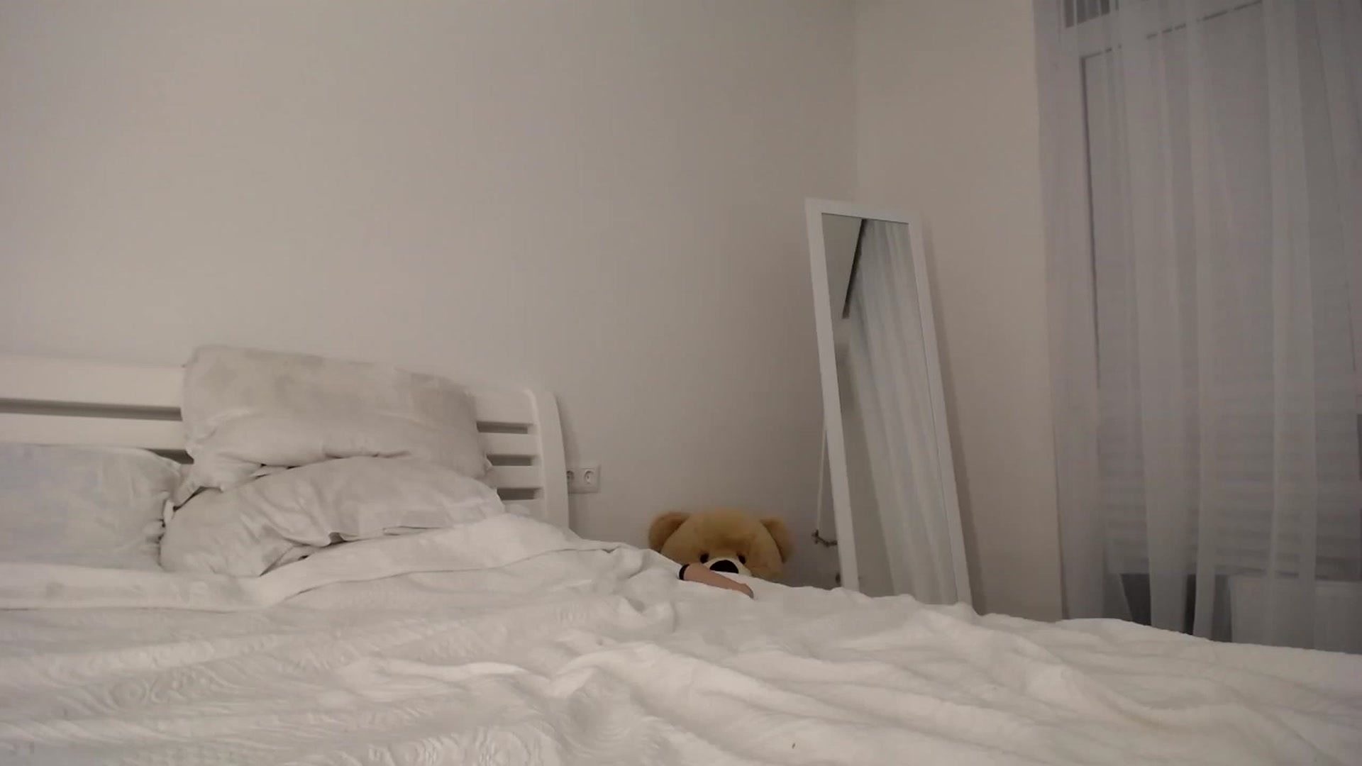Gallery image thumbnail from AvrilDollX's myfreecams stream on, 01/17/2023, 17:21 image 14 of 20