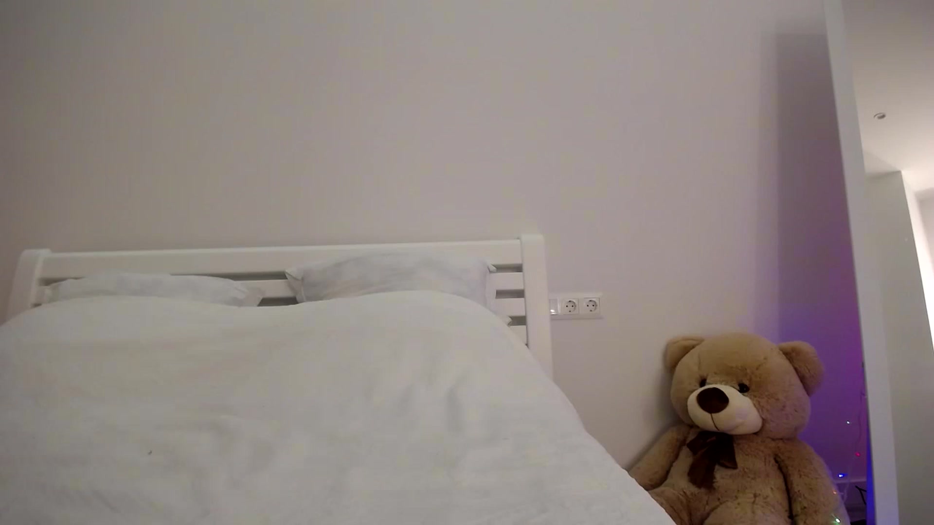 Gallery image thumbnail from AvrilDollX's myfreecams stream on, 01/18/2023, 17:04 image 12 of 20