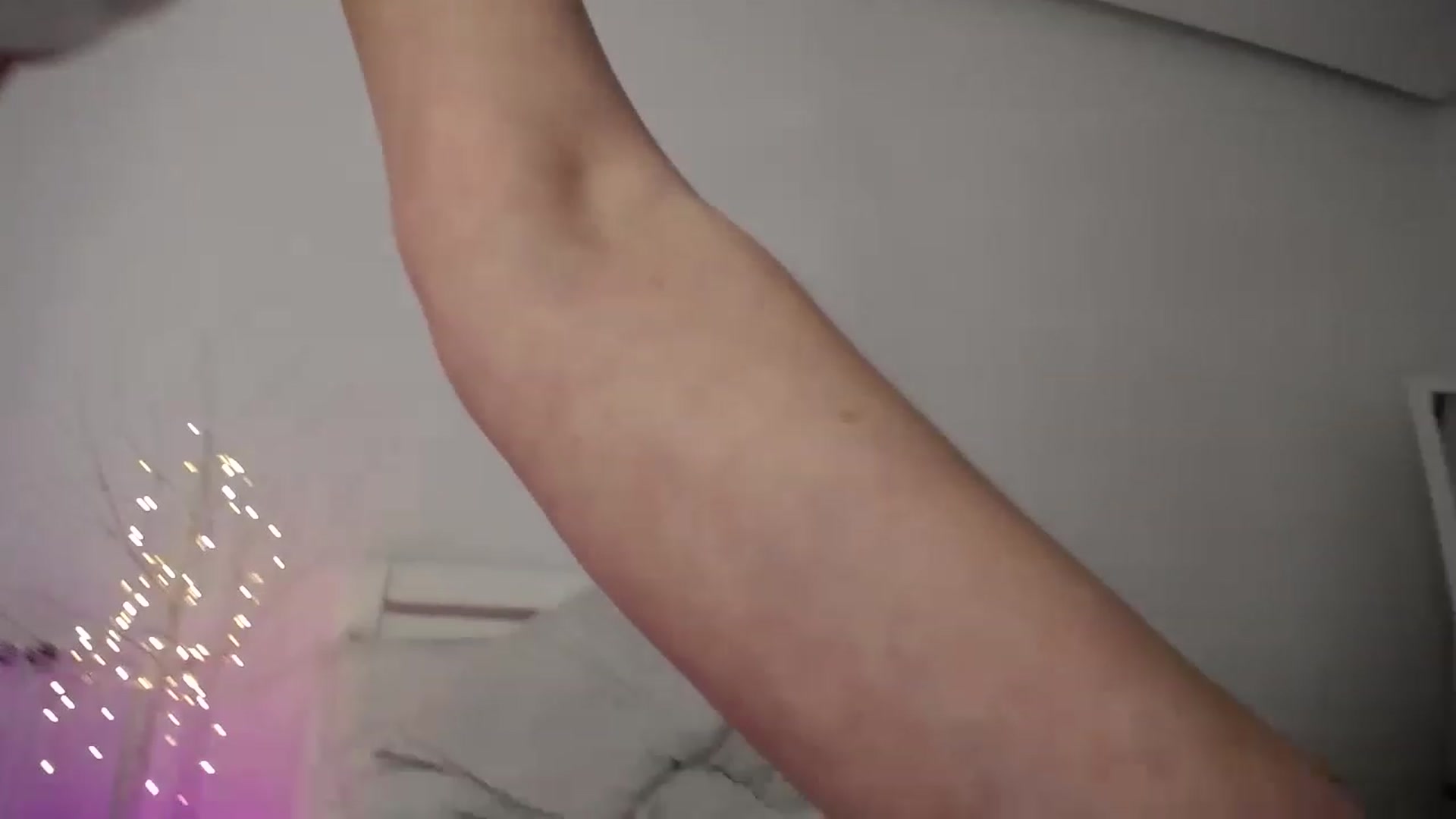 Gallery image thumbnail from AvrilDollX's myfreecams stream on, 02/02/2023, 17:23 image 3 of 20