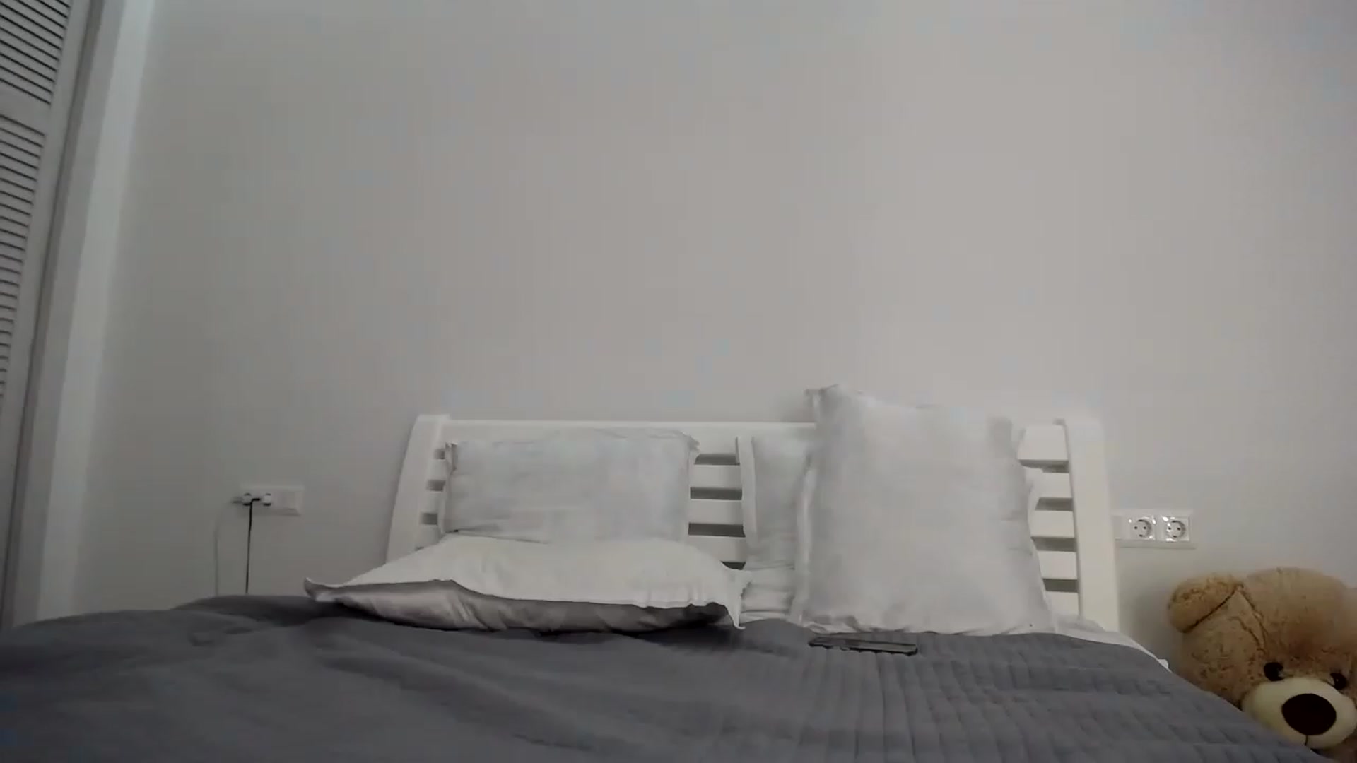 Gallery image thumbnail from AvrilDollX's myfreecams stream on, 02/04/2023, 17:54 image 5 of 20
