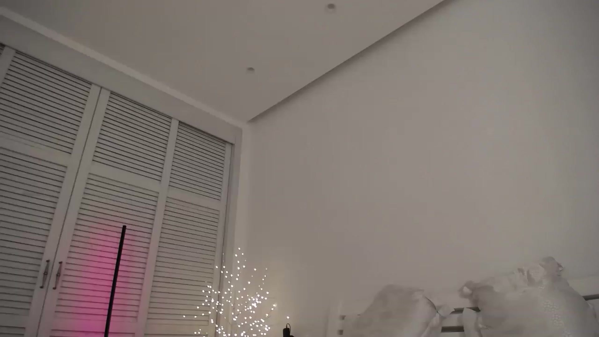 Gallery image thumbnail from AvrilDollX's myfreecams stream on, 03/31/2023, 18:23 image 6 of 20