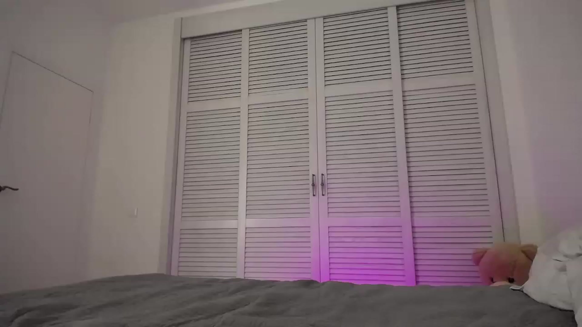 Gallery image thumbnail from AvrilDollX's myfreecams stream on, 08/03/2023, 18:10 image 10 of 20
