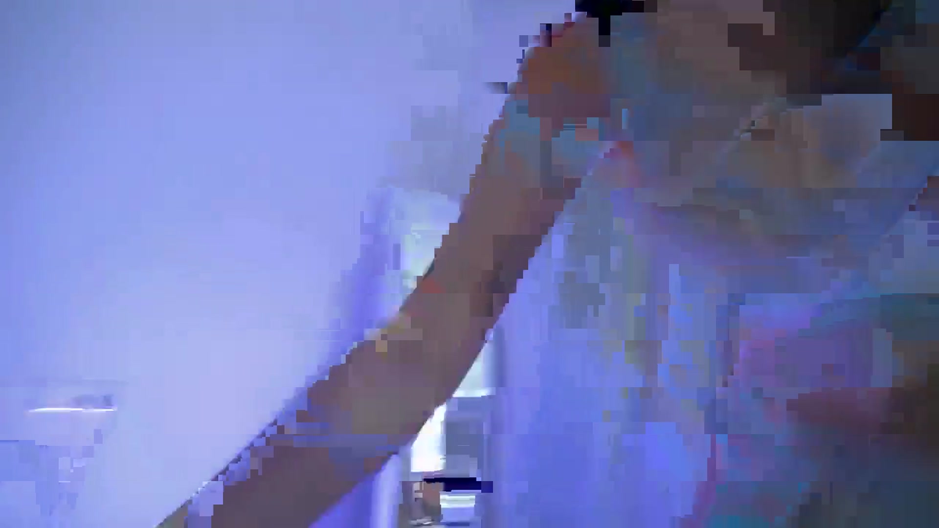 Gallery image thumbnail from AvrilDollX's myfreecams stream on, 12/04/2023, 21:09 image 12 of 20