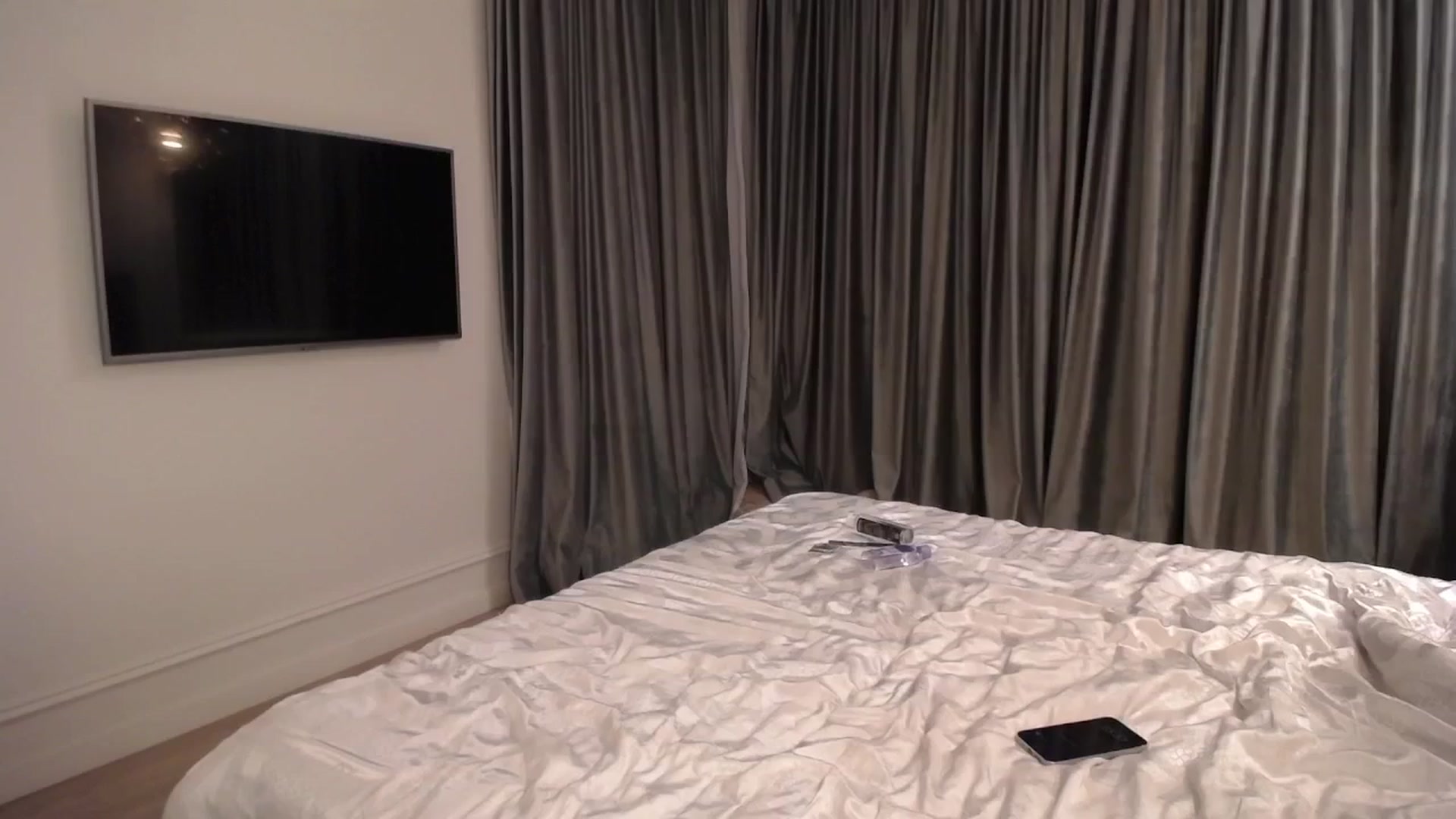 Gallery image thumbnail from AvrilDollX's myfreecams stream on, 02/01/2024, 21:47 image 13 of 20