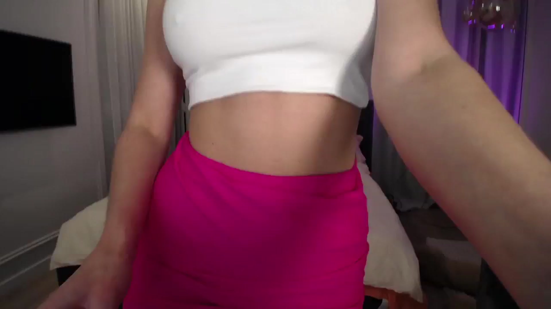Gallery image thumbnail from AvrilDollX's myfreecams stream on, 04/16/2024, 18:52 image 4 of 20