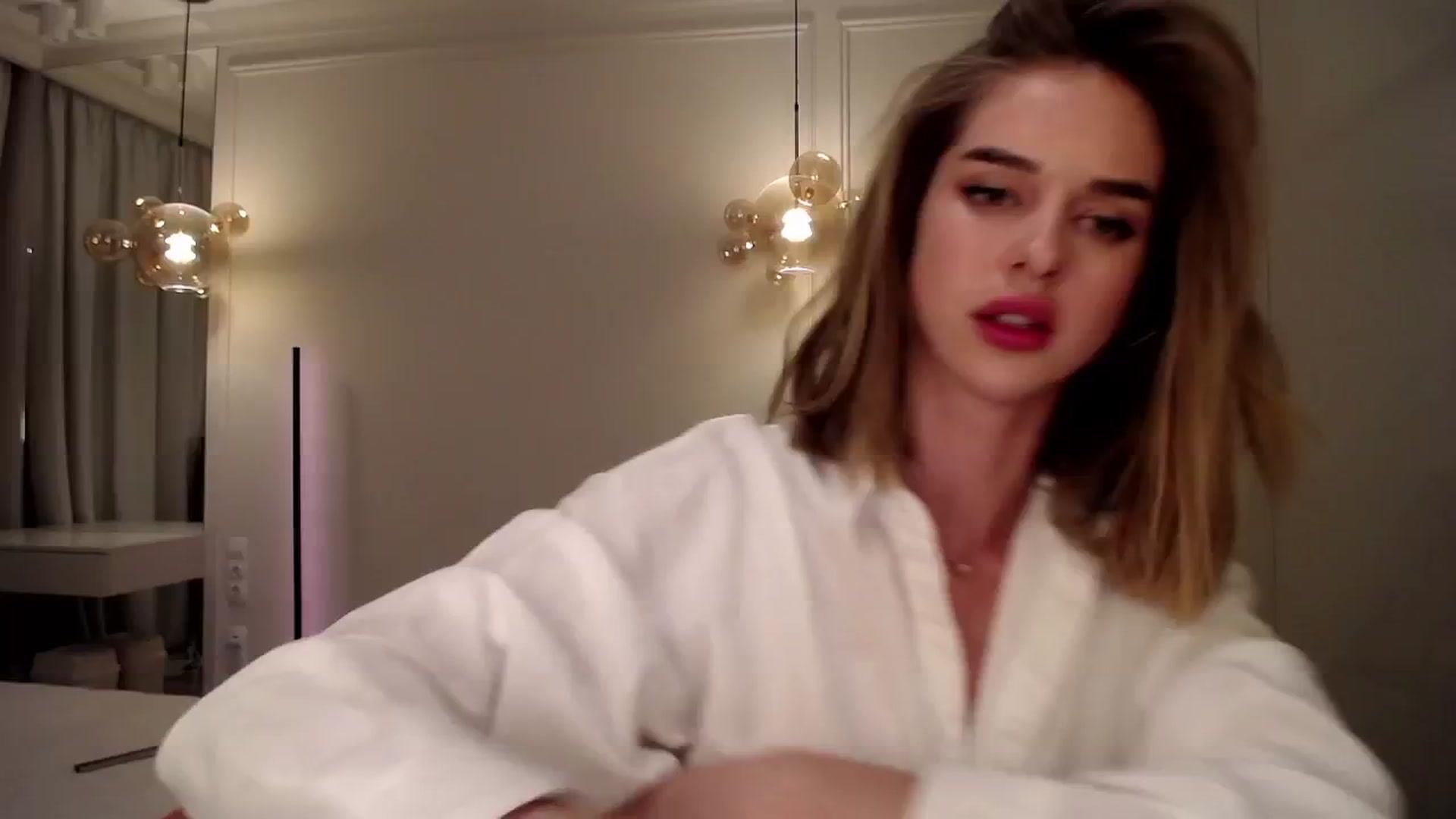 Gallery image thumbnail from AvrilDollX's myfreecams stream on, 05/29/2024, 21:55 image 9 of 20