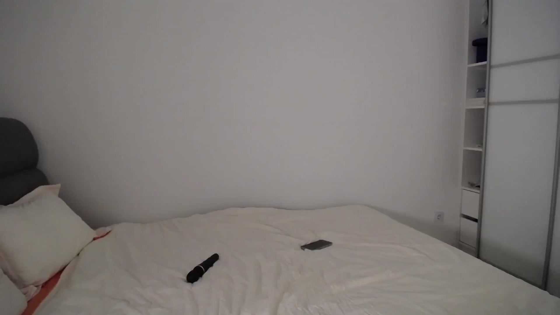 Gallery image thumbnail from AvrilDollX's myfreecams stream on, 08/06/2024, 20:45 image 16 of 20