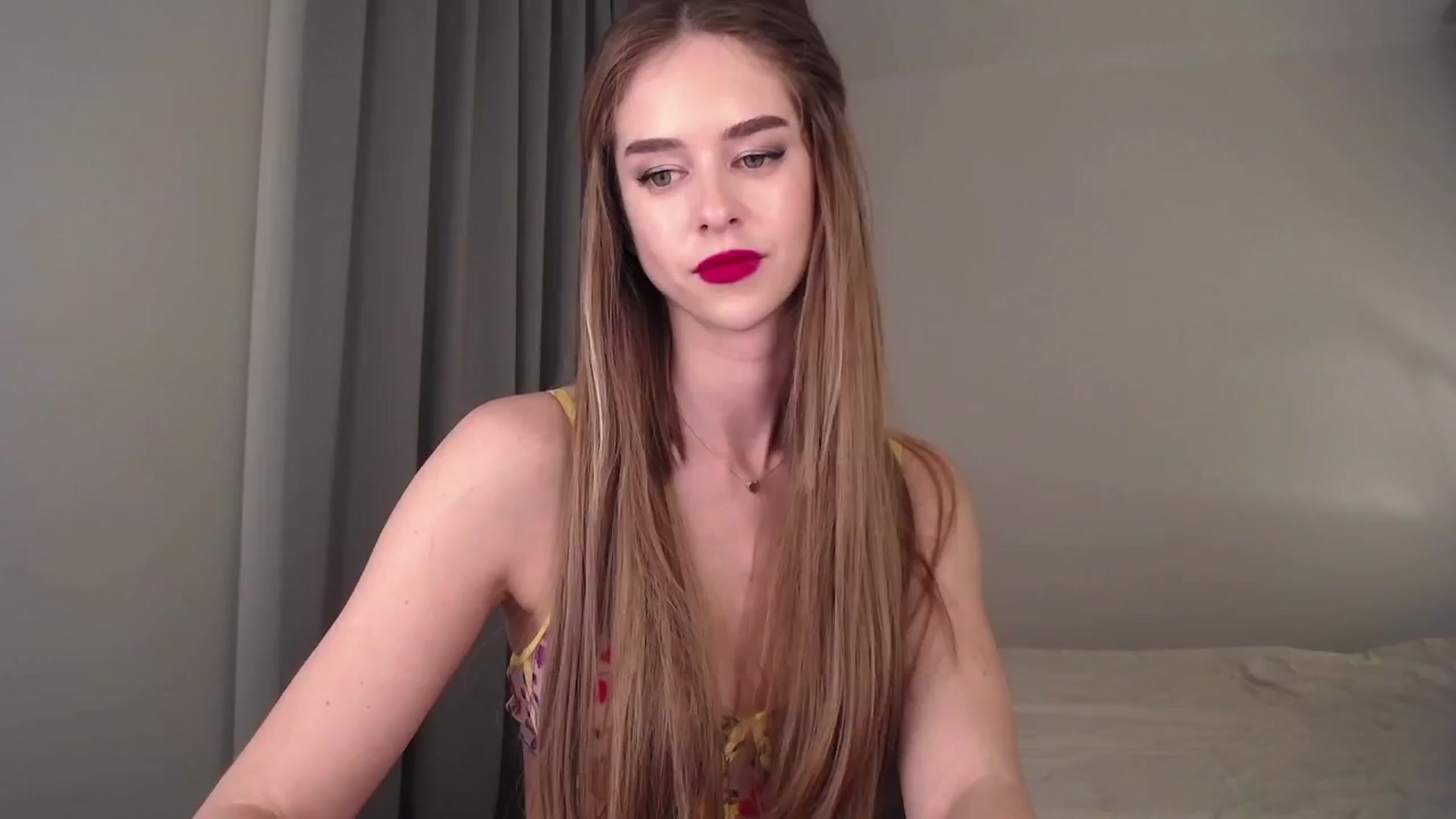 Gallery image thumbnail from AvrilDollX's myfreecams stream on, 10/16/2024, 20:40 image 12 of 20