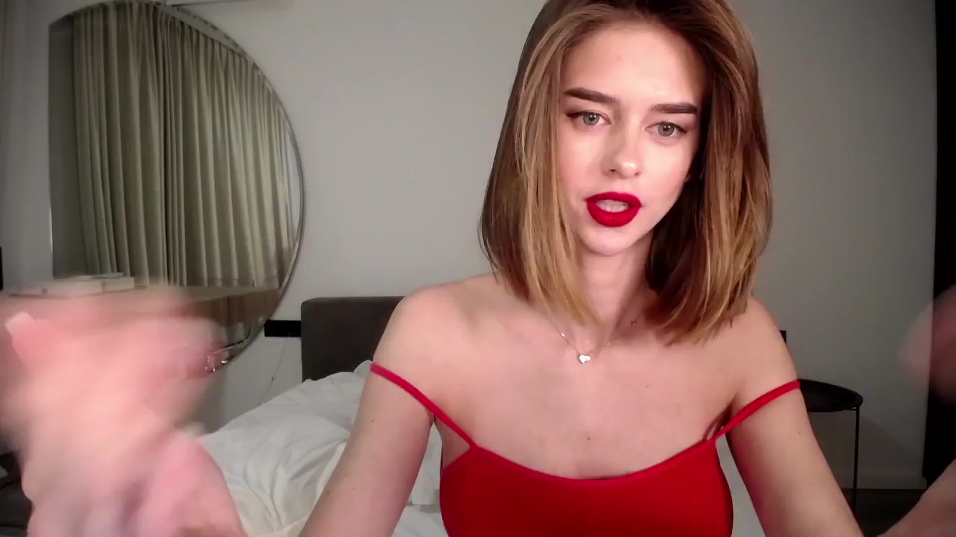 Gallery image thumbnail from AvrilDollX's myfreecams stream on, 11/14/2024, 21:08 image 7 of 20