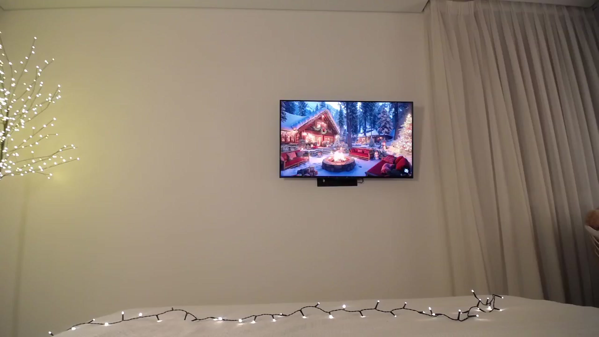 Gallery image thumbnail from AvrilDollX's myfreecams stream on, 12/07/2024, 21:17 image 10 of 20