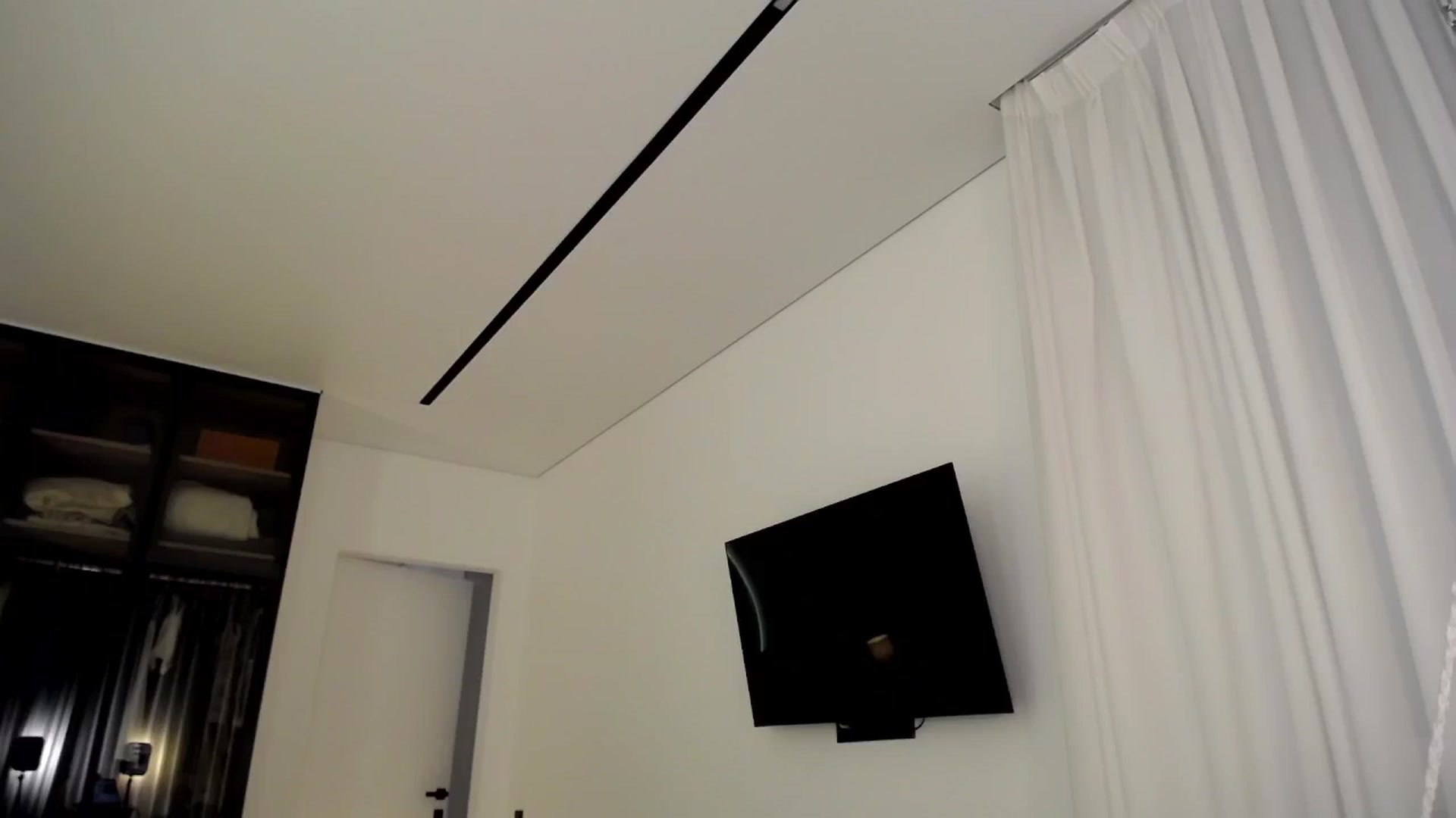 Gallery image thumbnail from AvrilDollX's myfreecams stream on, 12/10/2024, 23:20 image 6 of 20