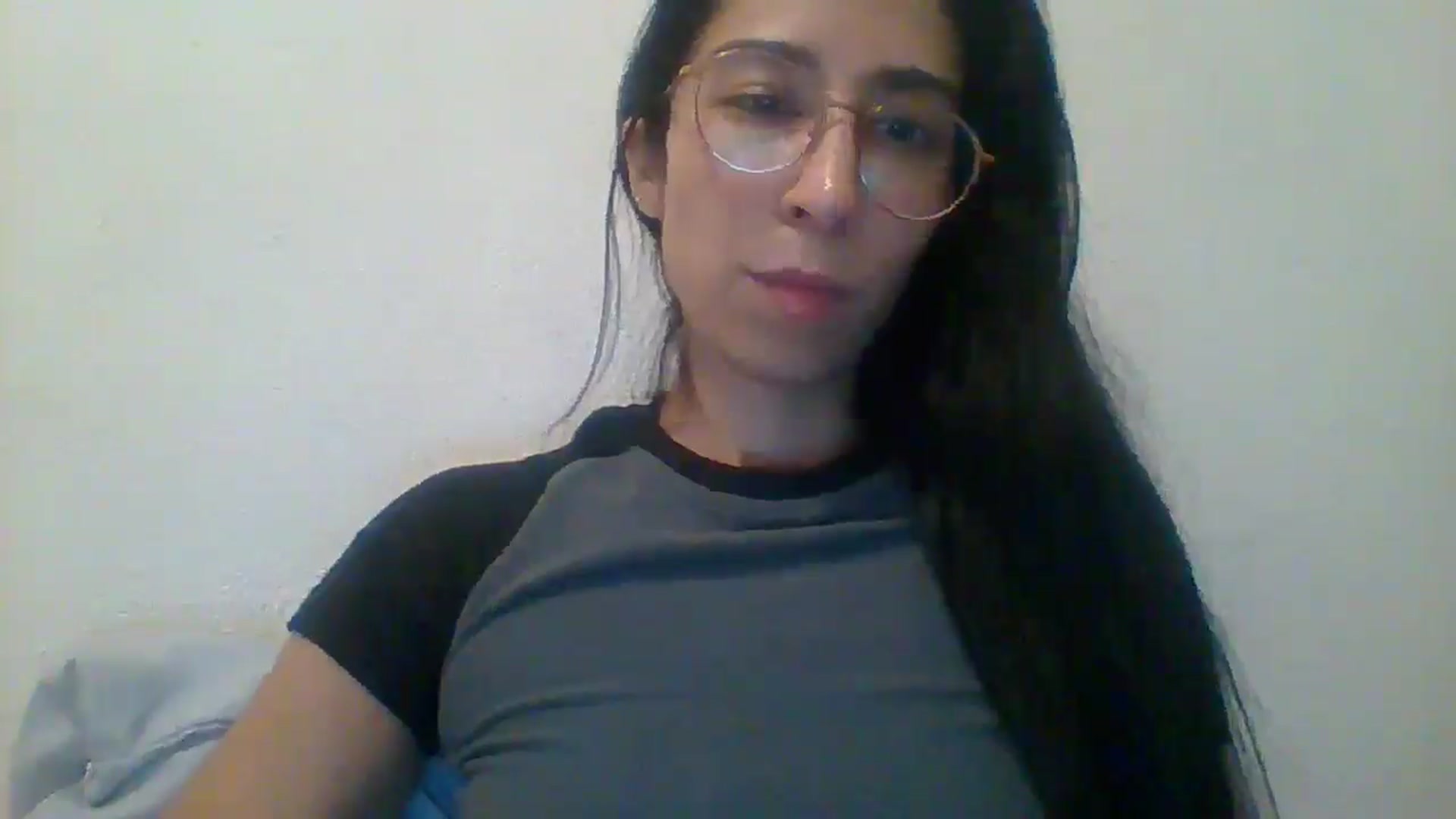 Gallery image thumbnail from AvrilLaddy's myfreecams stream on, 05/18/2025, 12:06 image 16 of 20