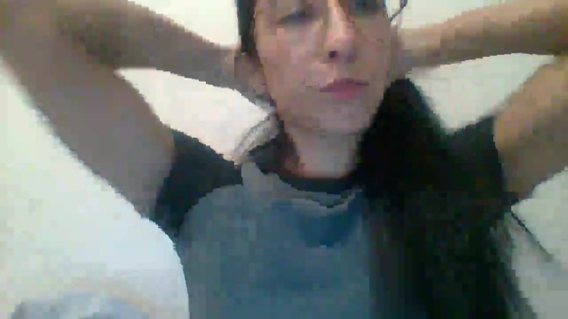 Gallery image thumbnail from AvrilLaddy's myfreecams stream on, 05/18/2025, 12:06 image 15 of 20