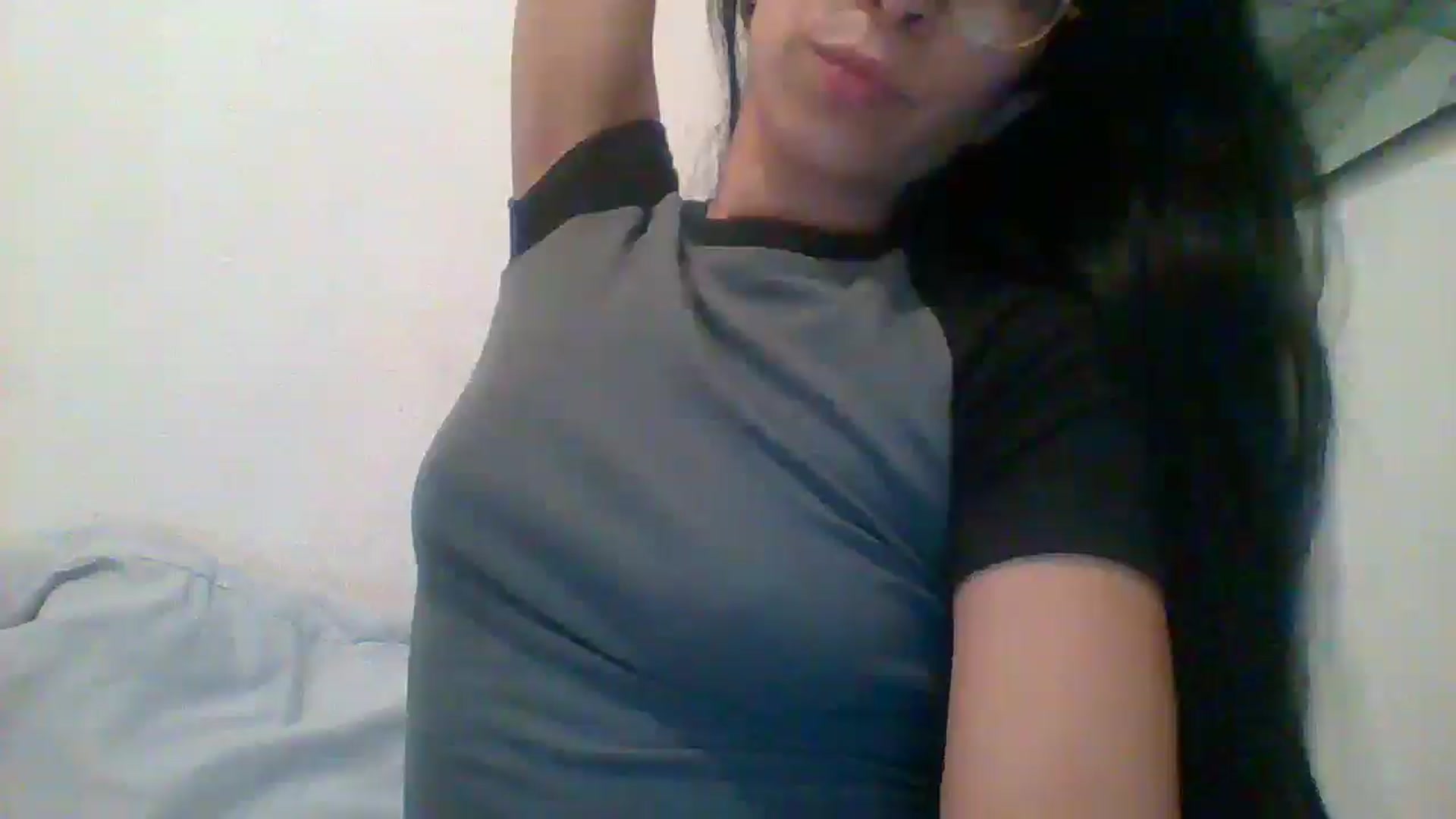 Gallery image thumbnail from AvrilLaddy's myfreecams stream on, 05/18/2025, 12:06 image 6 of 20