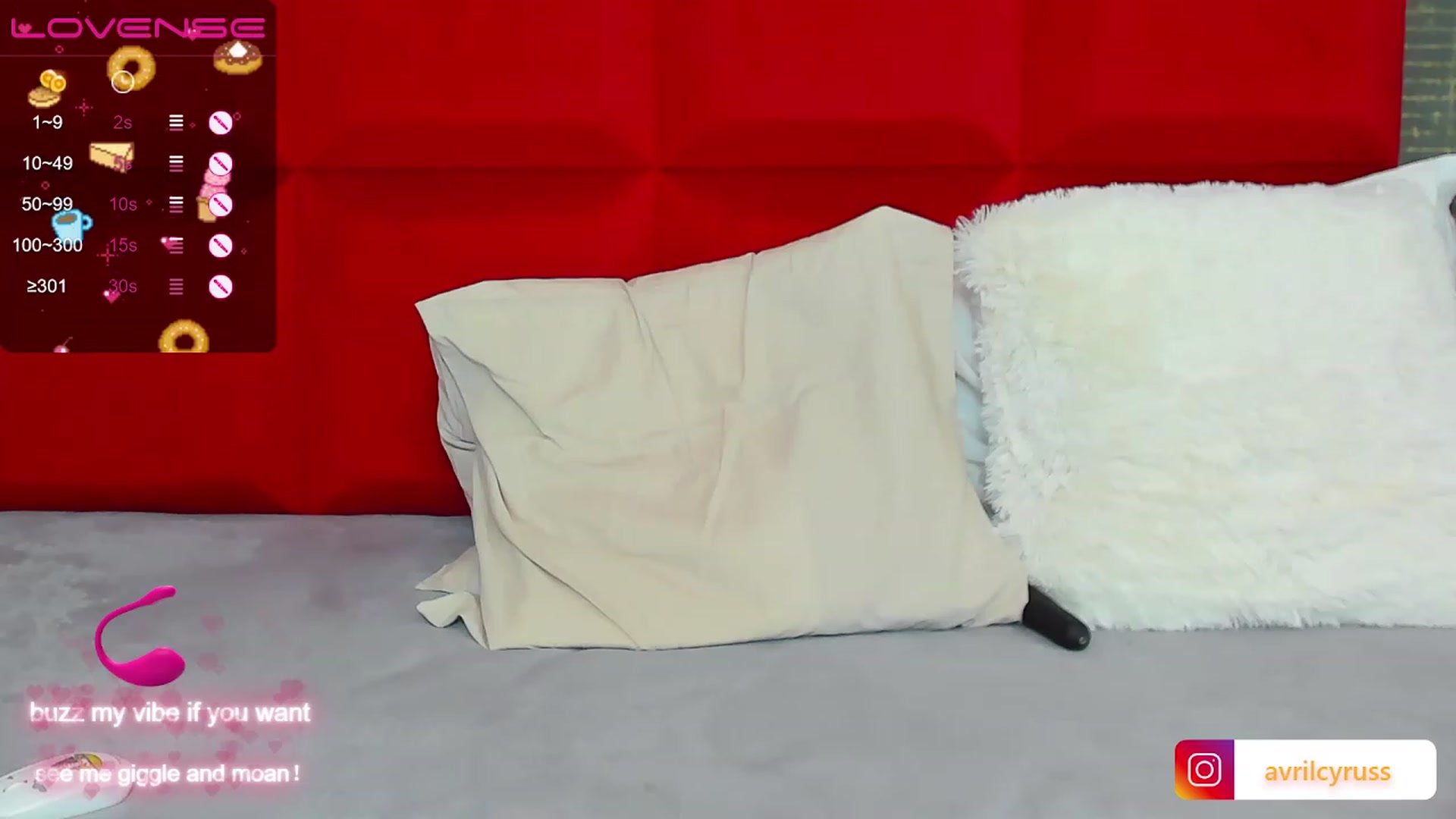 Gallery image thumbnail from Avril_Cyrus's myfreecams stream on, 12/18/2022, 10:49 image 6 of 20