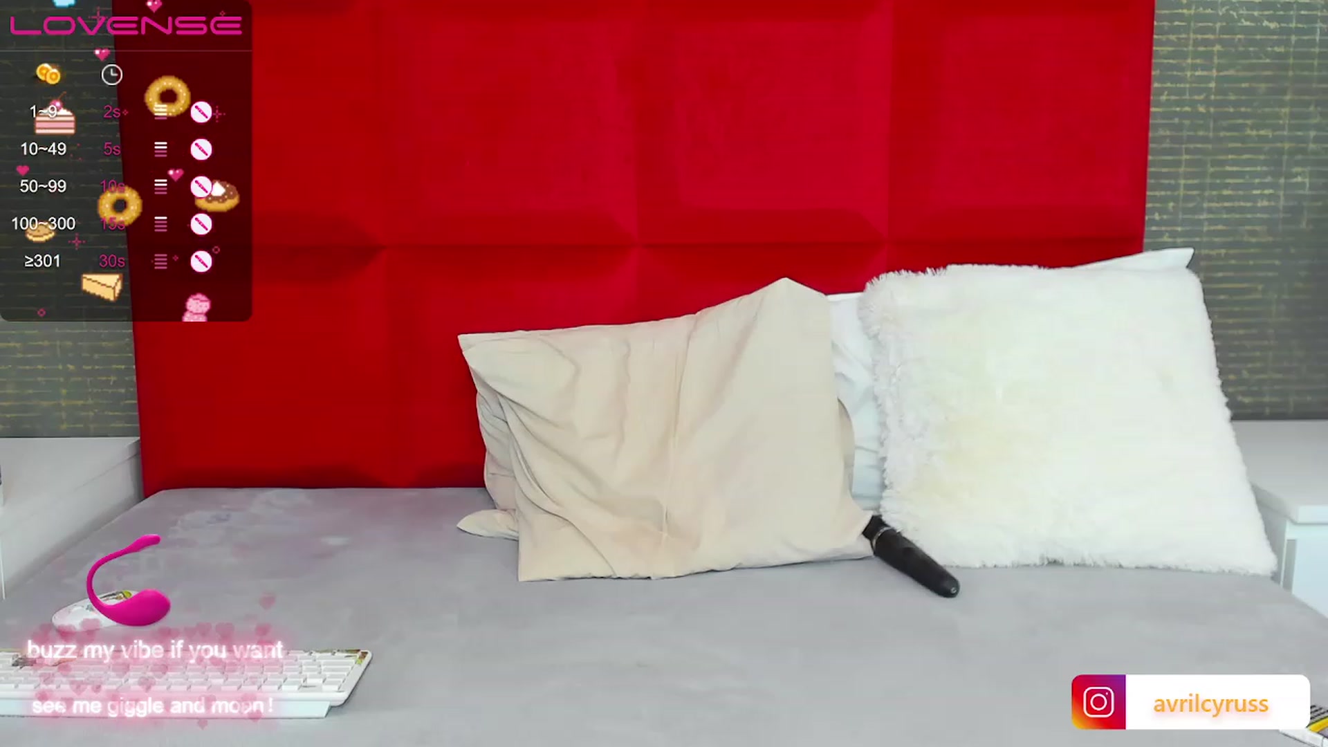 Gallery image thumbnail from Avril_Cyrus's myfreecams stream on, 12/22/2022, 13:31 image 20 of 20