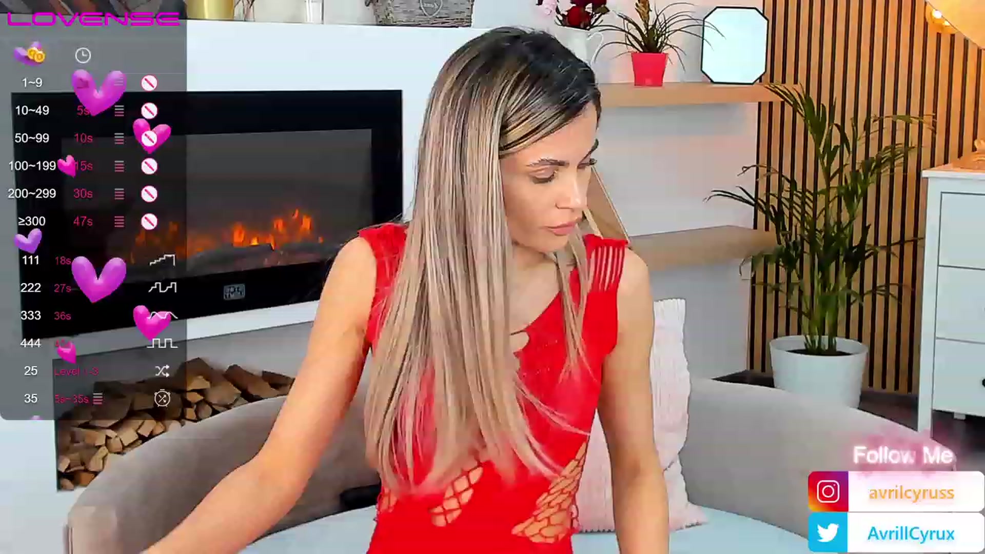 Gallery image thumbnail from Avril_Cyrus's myfreecams stream on, 03/29/2023, 12:42 image 19 of 20