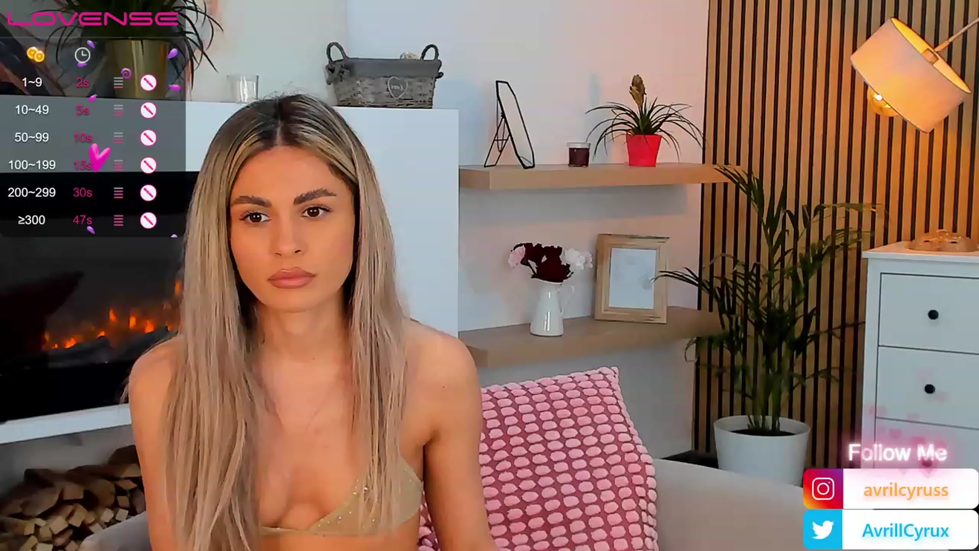 Gallery image thumbnail from Avril_Cyrus's myfreecams stream on, 04/26/2023, 08:29 image 3 of 20