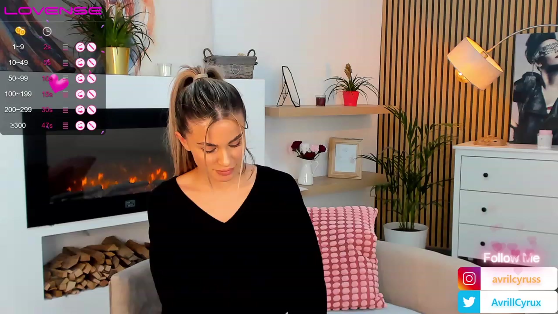 Gallery image thumbnail from Avril_Cyrus's myfreecams stream on, 04/28/2023, 12:09 image 13 of 20