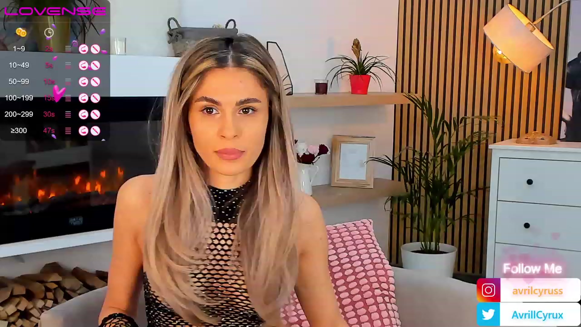Gallery image thumbnail from Avril_Cyrus's myfreecams stream on, 04/30/2023, 08:28 image 6 of 20