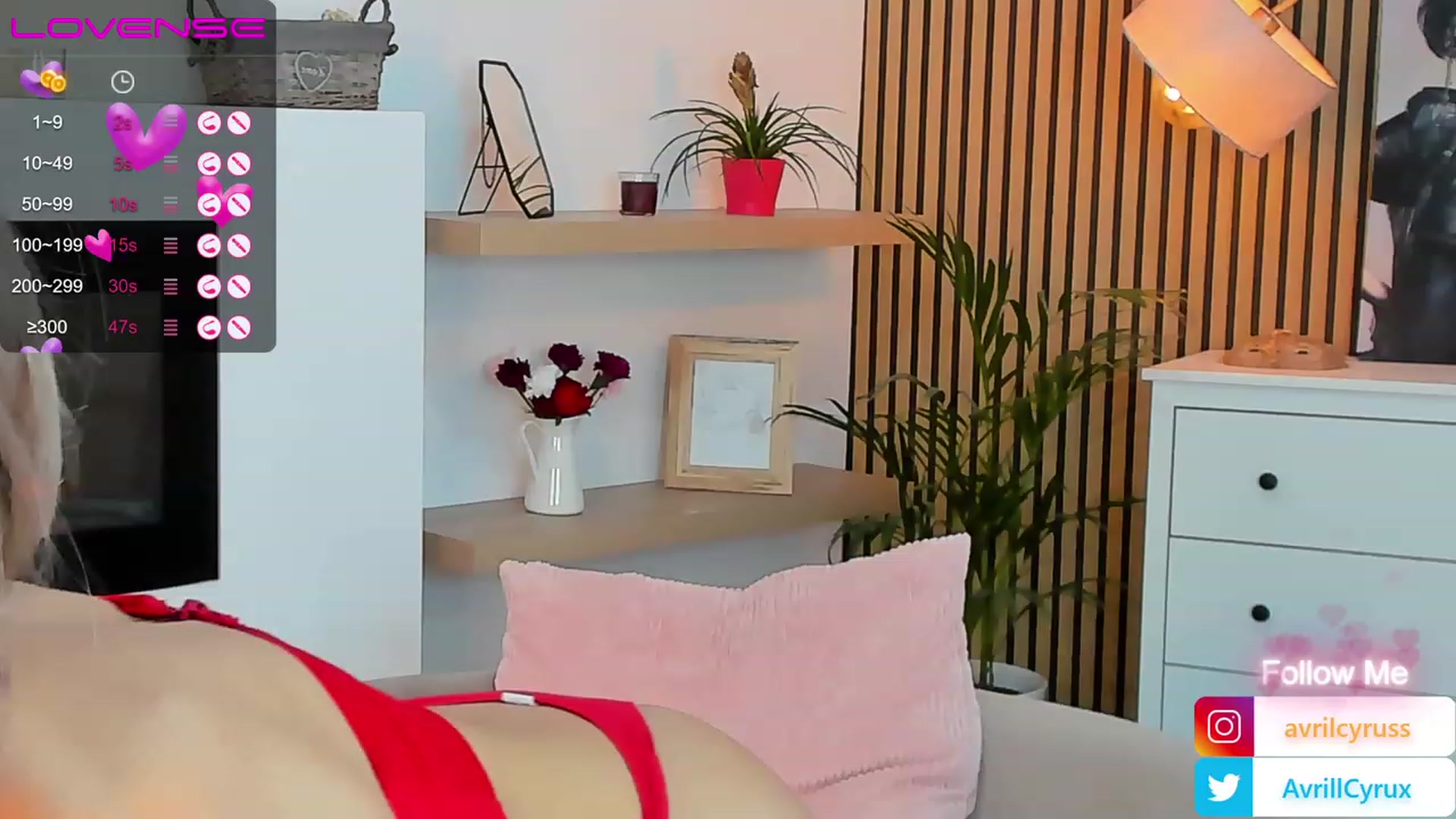 Gallery image thumbnail from Avril_Cyrus's myfreecams stream on, 05/15/2023, 08:32 image 10 of 20