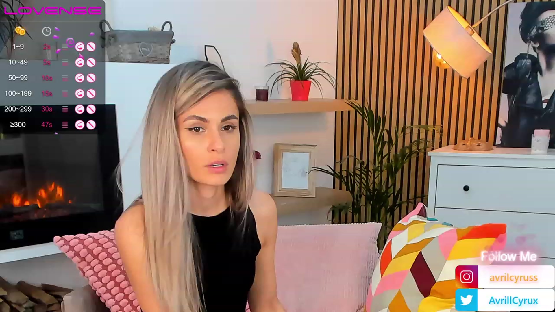 Gallery image thumbnail from Avril_Cyrus's myfreecams stream on, 05/16/2023, 13:11 image 20 of 20