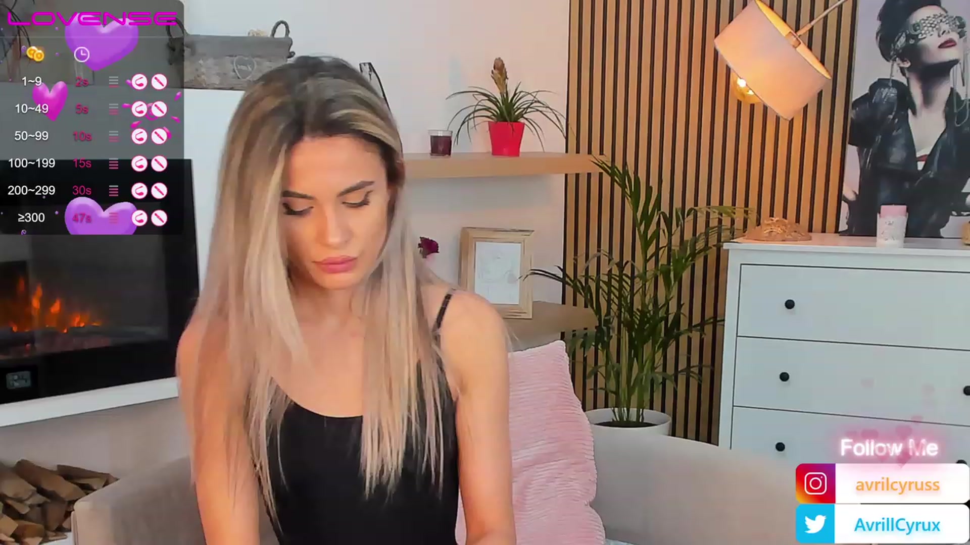 Gallery image thumbnail from Avril_Cyrus's myfreecams stream on, 06/02/2023, 08:45 image 11 of 20