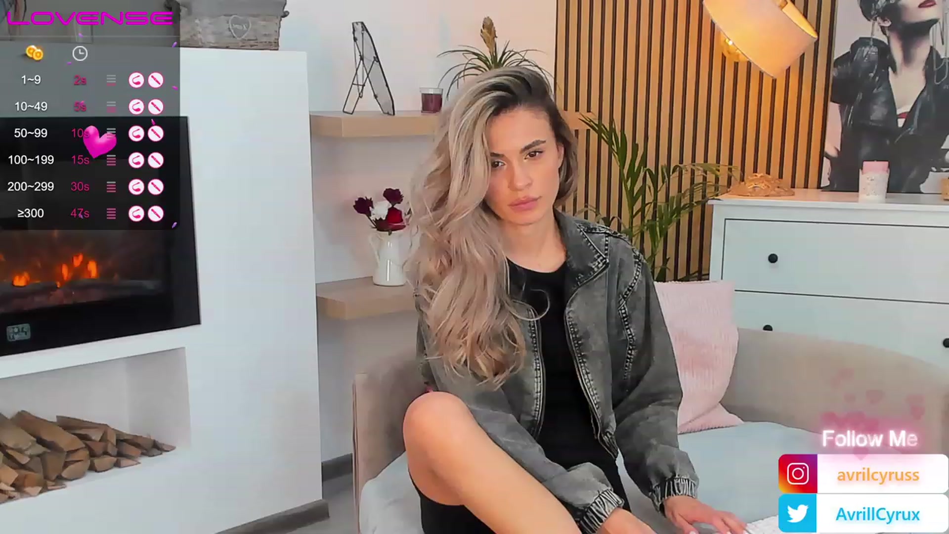 Gallery image thumbnail from Avril_Cyrus's myfreecams stream on, 06/05/2023, 12:32 image 20 of 20