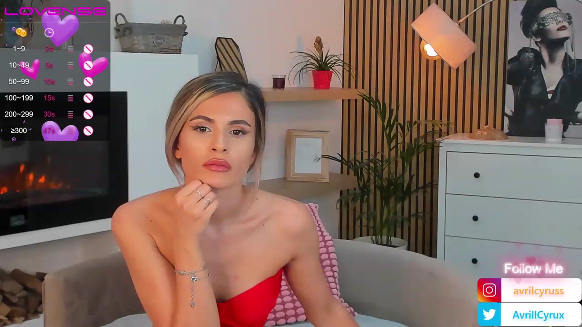 Gallery image thumbnail from Avril_Cyrus's myfreecams stream on, 06/18/2023, 13:02 image 4 of 20