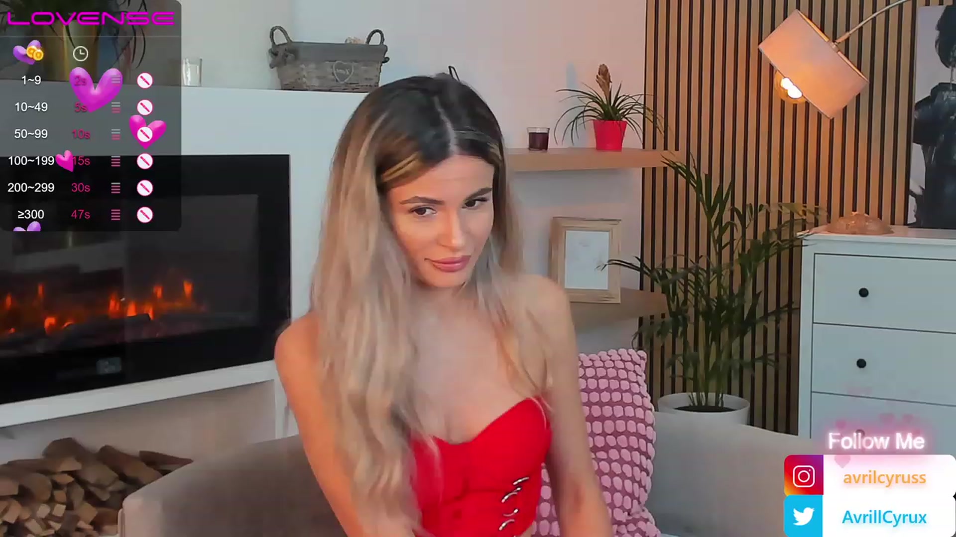Gallery image thumbnail from Avril_Cyrus's myfreecams stream on, 06/27/2023, 08:27 image 11 of 20