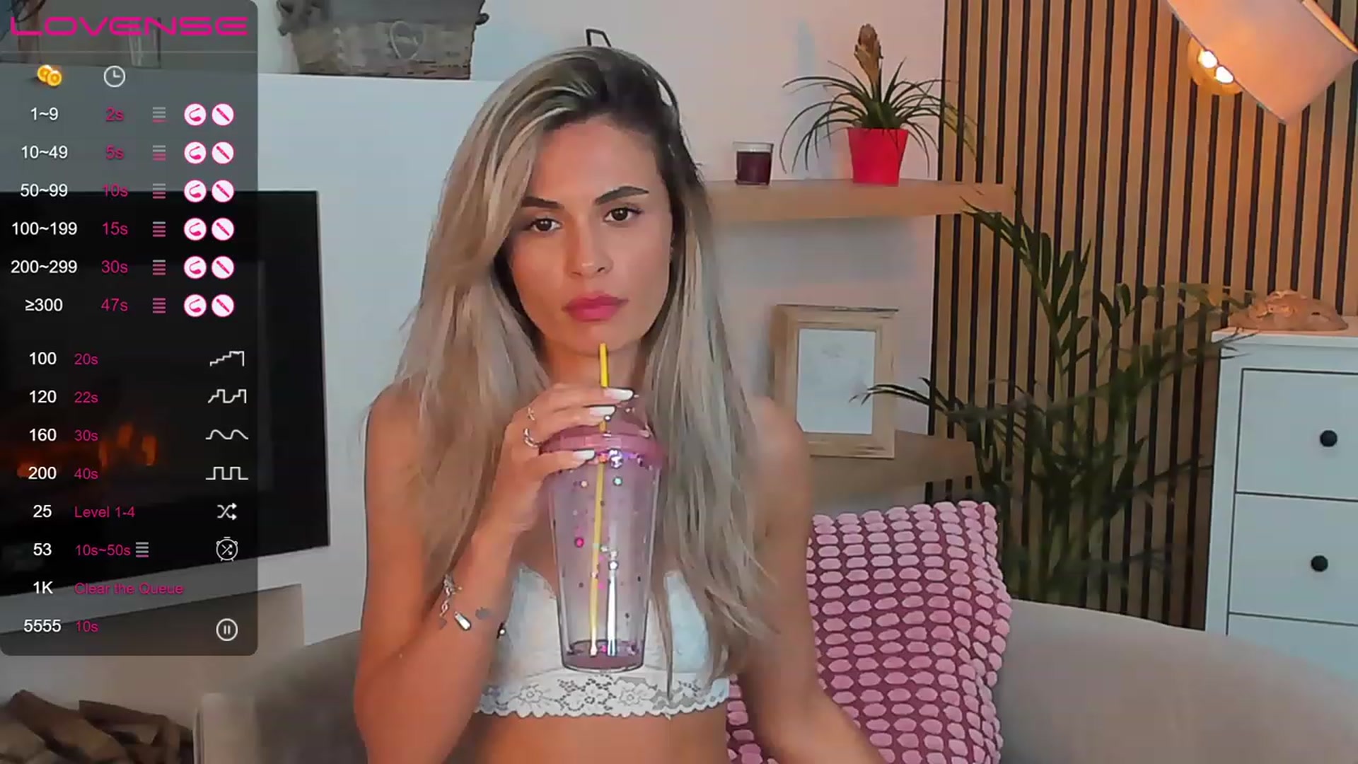 Gallery image thumbnail from Avril_Cyrus's myfreecams stream on, 07/22/2023, 13:21 image 7 of 20