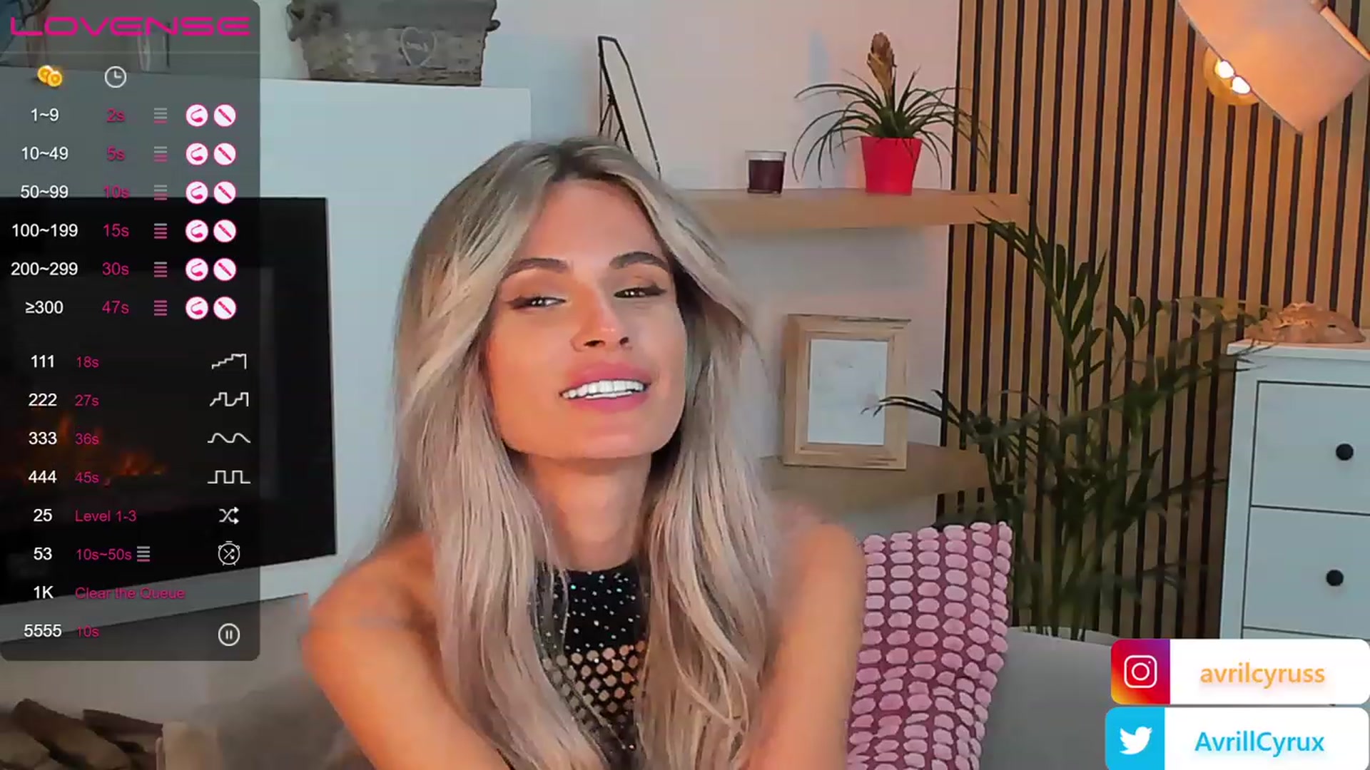 Gallery image thumbnail from Avril_Cyrus's myfreecams stream on, 07/28/2023, 11:38 image 17 of 20