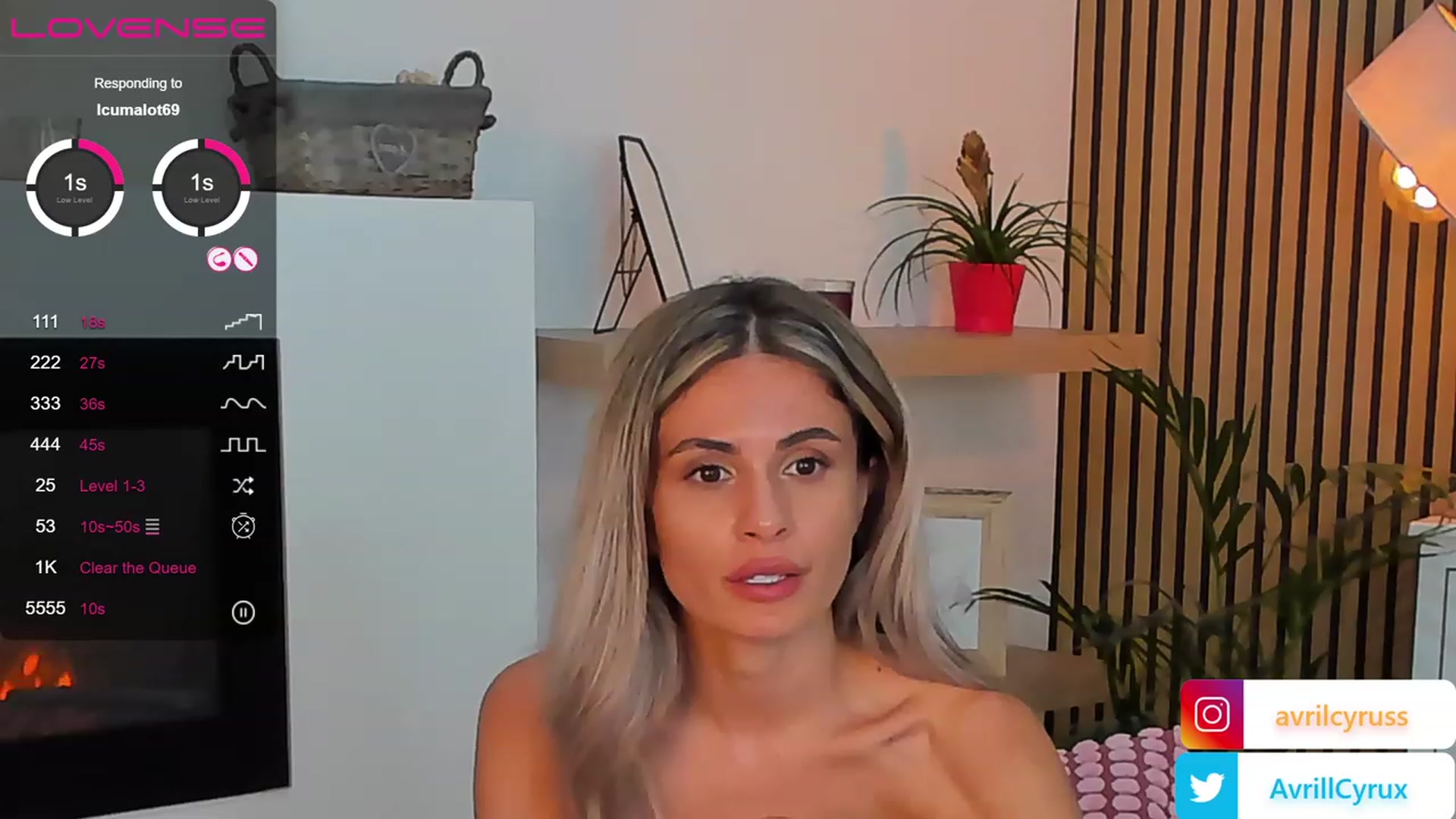 Gallery image thumbnail from Avril_Cyrus's myfreecams stream on, 07/29/2023, 12:01 image 14 of 20