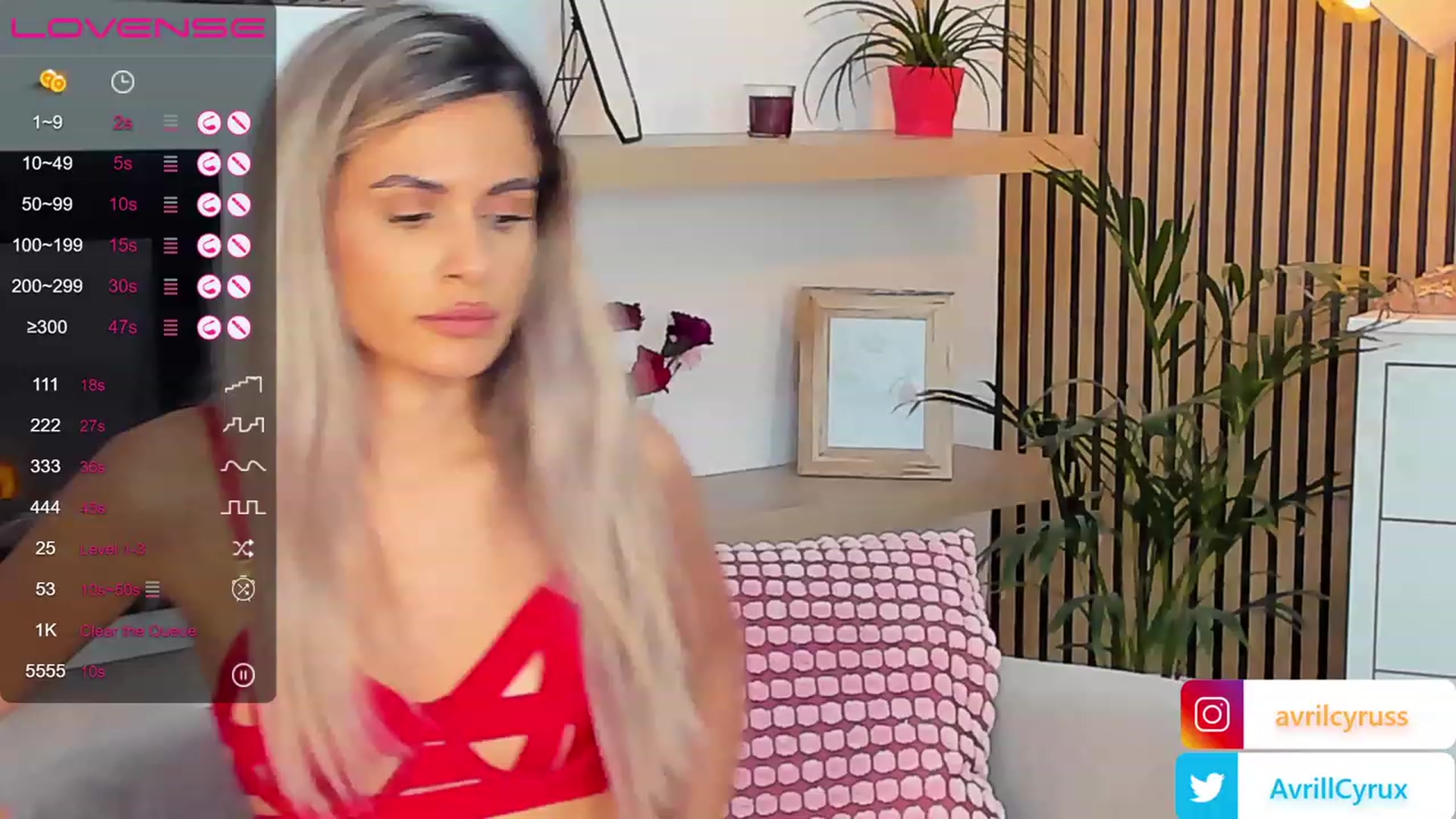 Gallery image thumbnail from Avril_Cyrus's myfreecams stream on, 08/08/2023, 11:06 image 19 of 20