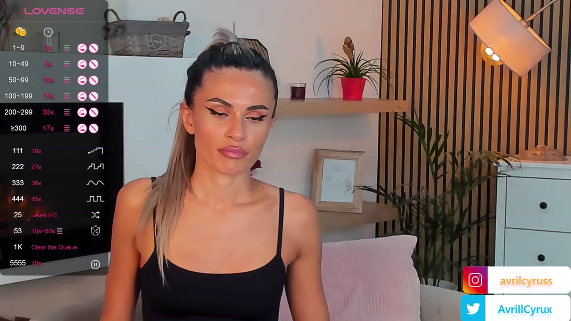 Gallery image thumbnail from Avril_Cyrus's myfreecams stream on, 09/05/2023, 12:24 image 7 of 20