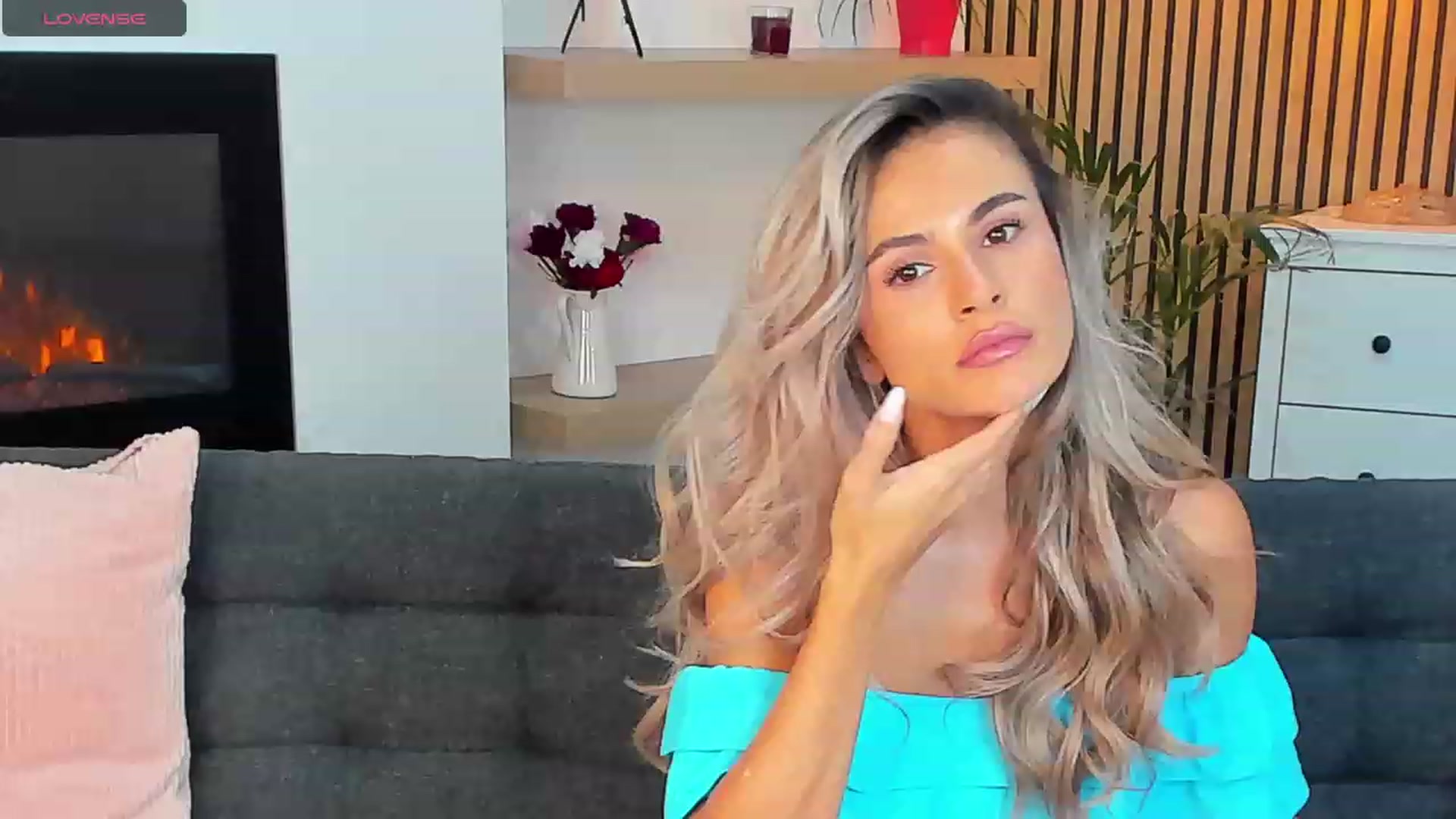Gallery image thumbnail from Avril_Cyrus's myfreecams stream on, 09/29/2023, 08:59 image 3 of 20