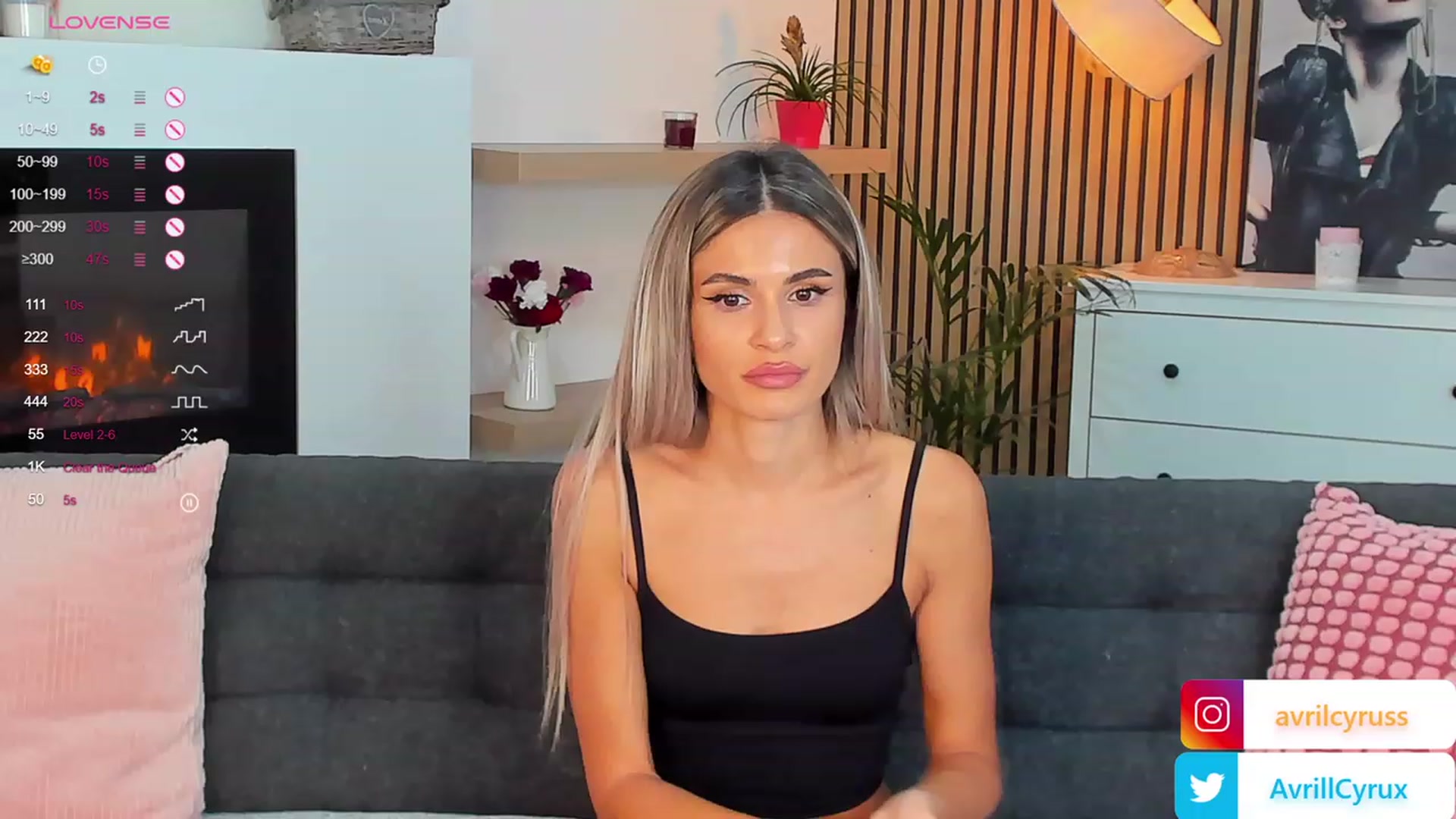 Gallery image thumbnail from Avril_Cyrus's myfreecams stream on, 10/03/2023, 12:06 image 3 of 20