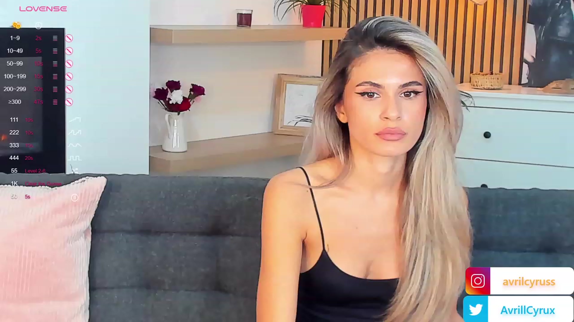 Gallery image thumbnail from Avril_Cyrus's myfreecams stream on, 10/06/2023, 08:48 image 16 of 20