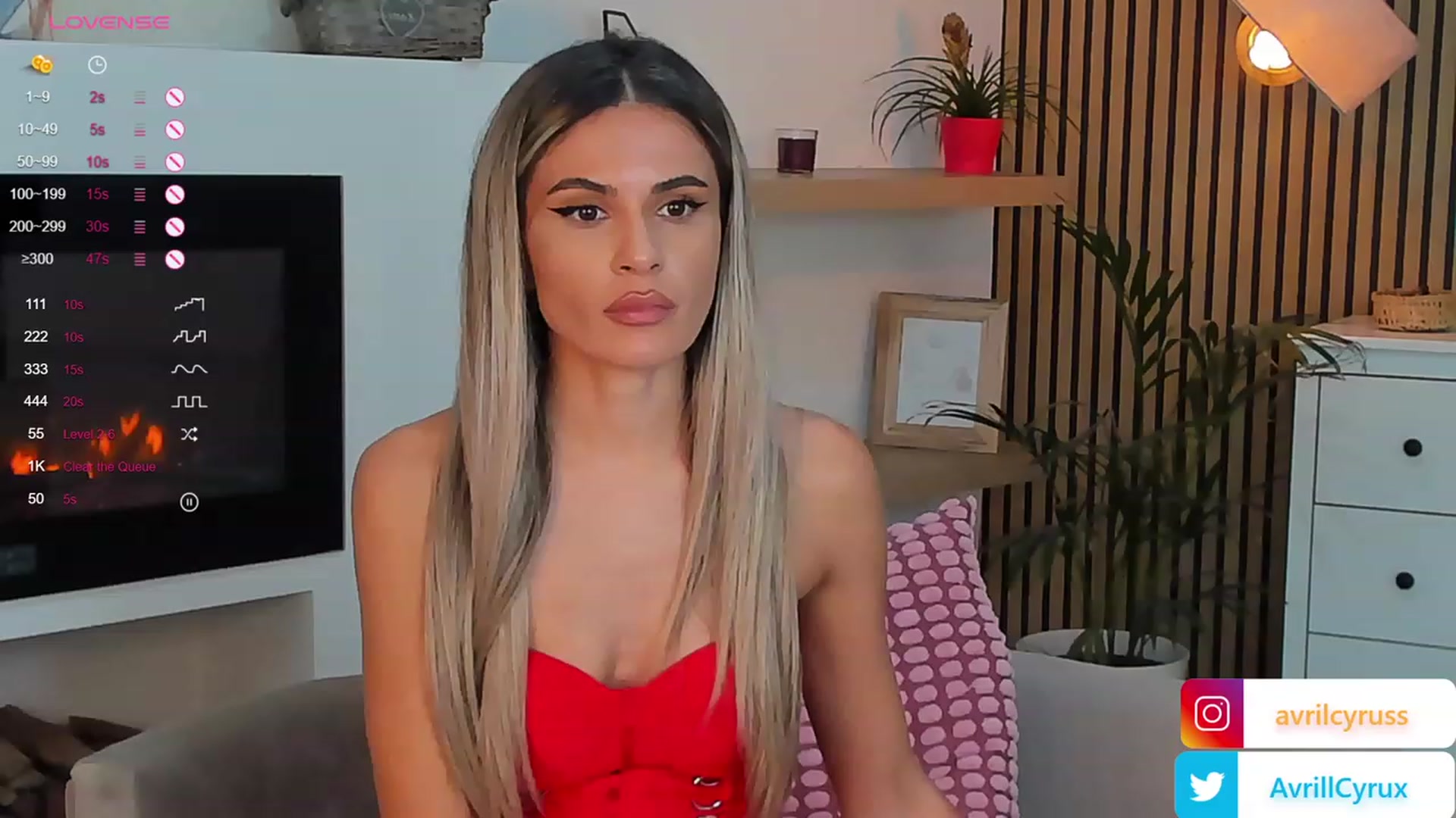 Gallery image thumbnail from Avril_Cyrus's myfreecams stream on, 10/14/2023, 08:46 image 18 of 20