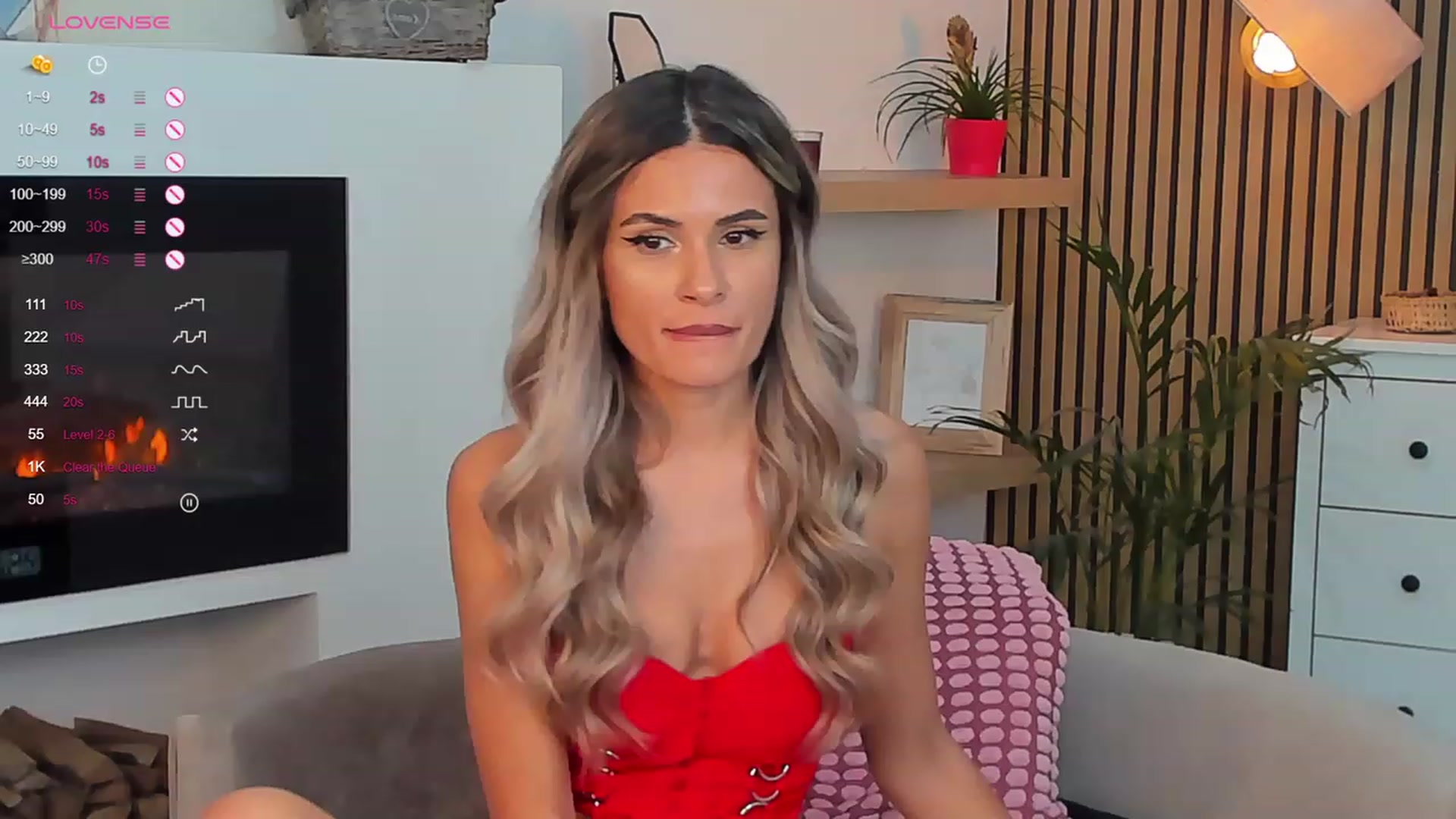 Gallery image thumbnail from Avril_Cyrus's myfreecams stream on, 10/24/2023, 12:34 image 1 of 20