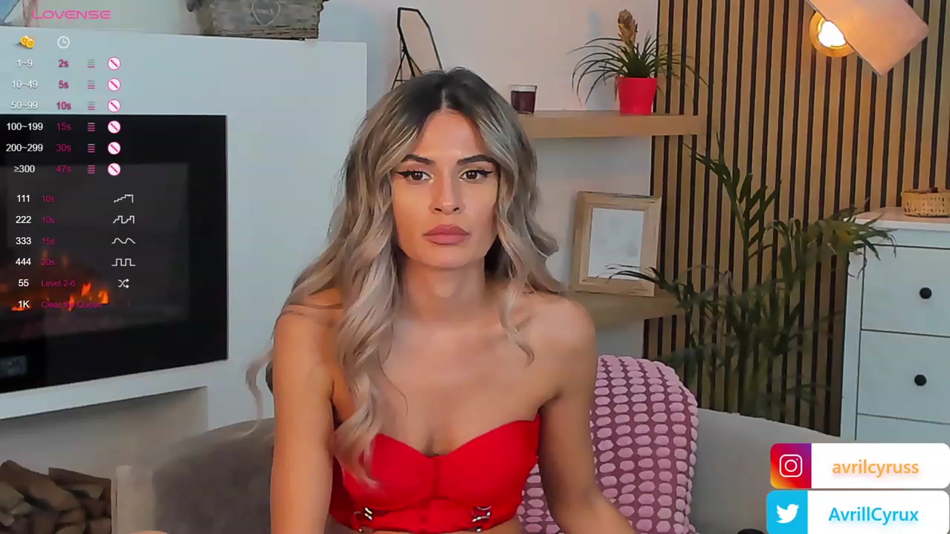 Gallery image thumbnail from Avril_Cyrus's myfreecams stream on, 10/24/2023, 12:34 image 11 of 20