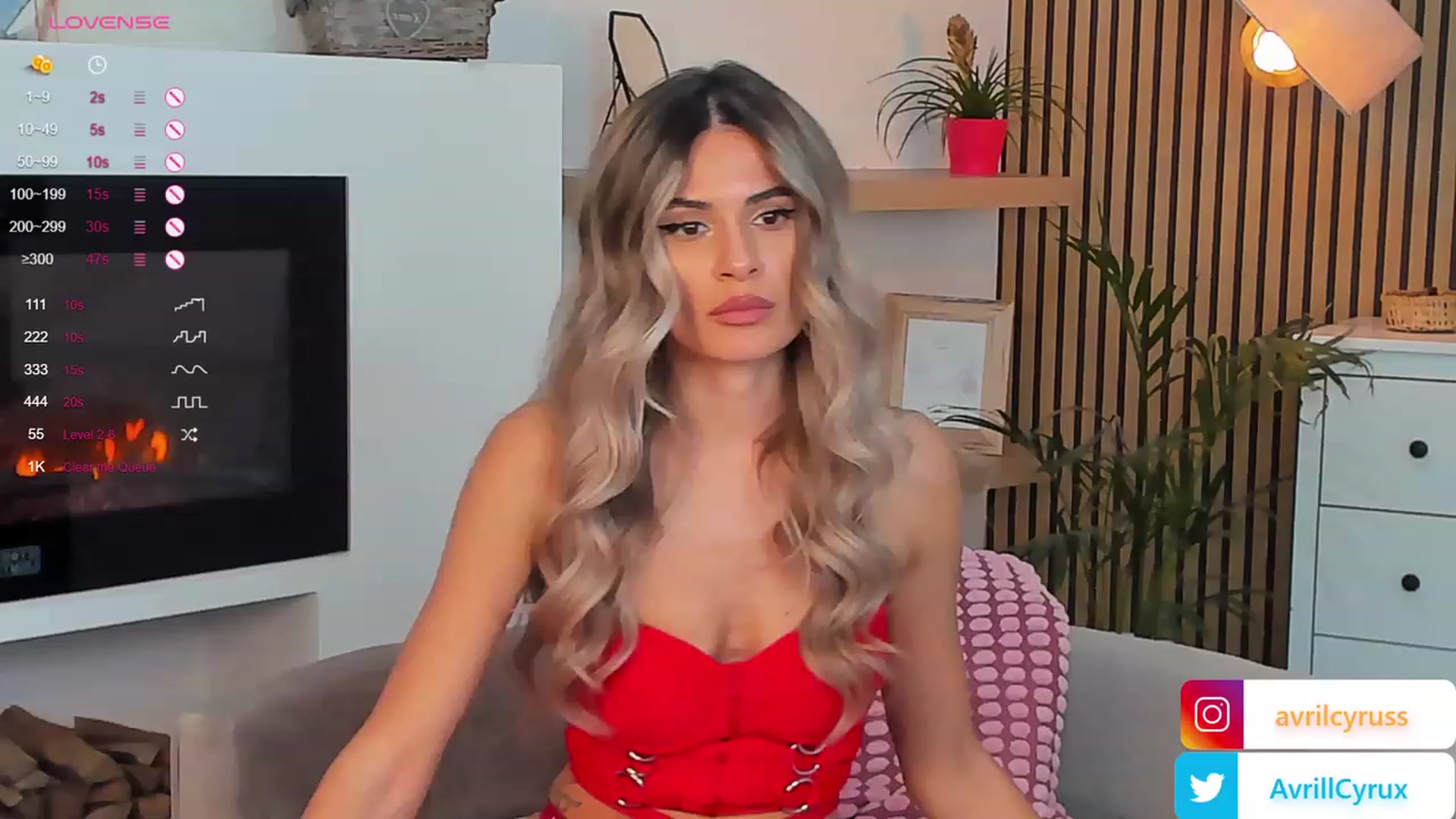 Gallery image thumbnail from Avril_Cyrus's myfreecams stream on, 10/24/2023, 12:34 image 14 of 20