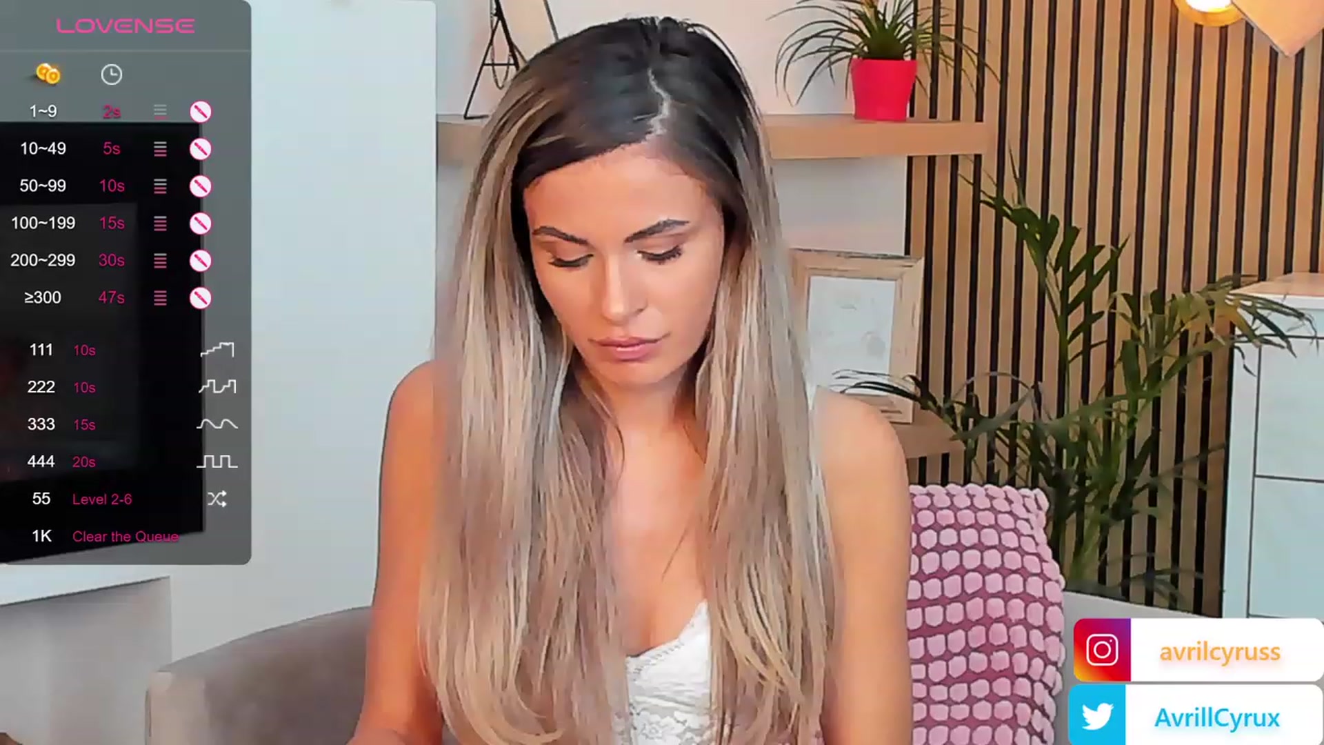 Gallery image thumbnail from Avril_Cyrus's myfreecams stream on, 11/01/2023, 08:48 image 1 of 20