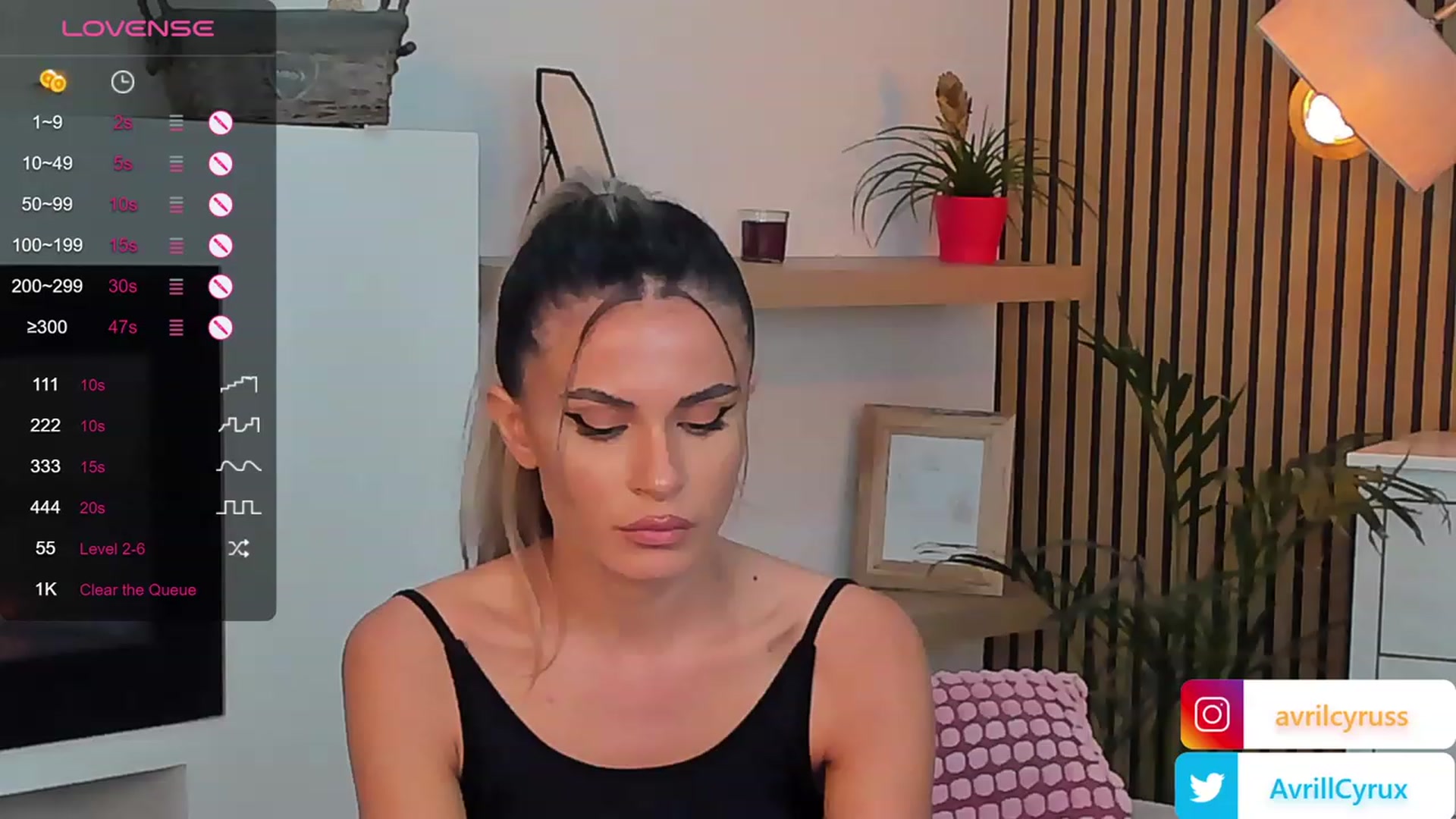 Gallery image thumbnail from Avril_Cyrus's myfreecams stream on, 11/09/2023, 10:13 image 8 of 20