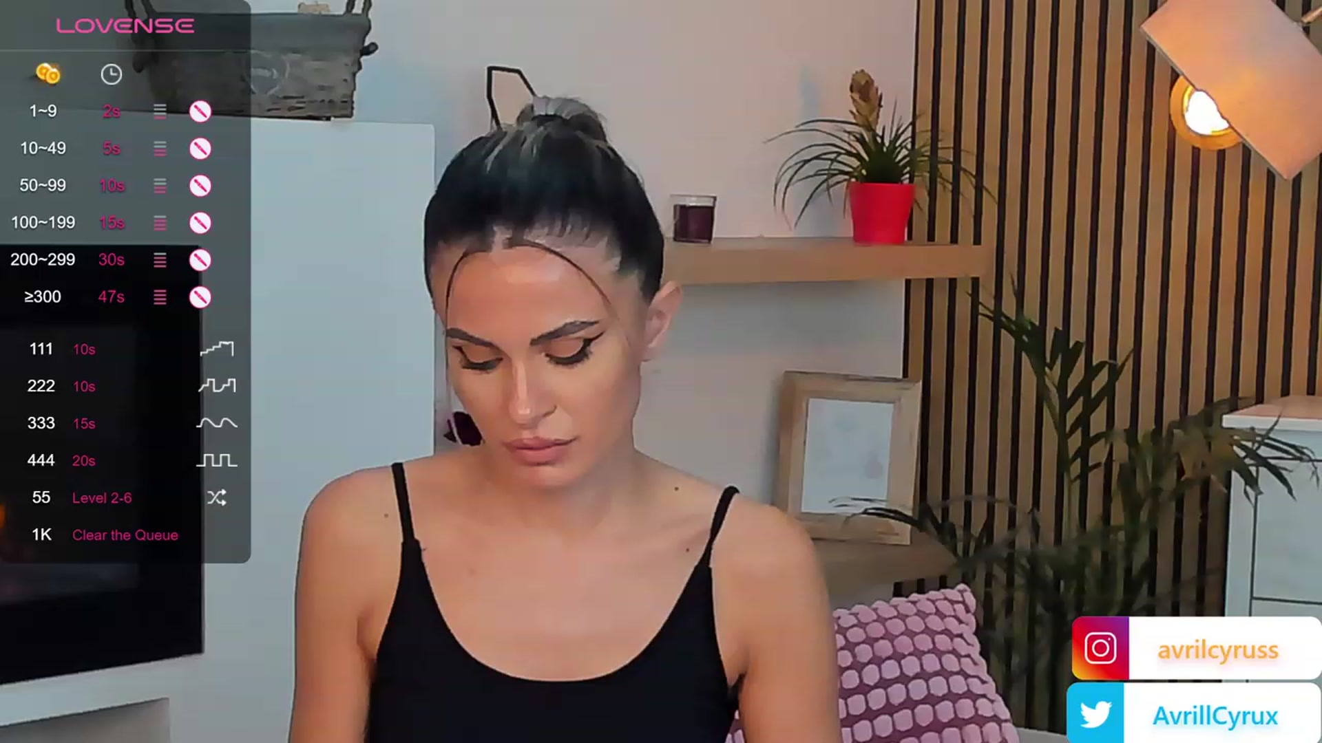 Gallery image thumbnail from Avril_Cyrus's myfreecams stream on, 11/09/2023, 13:19 image 11 of 20