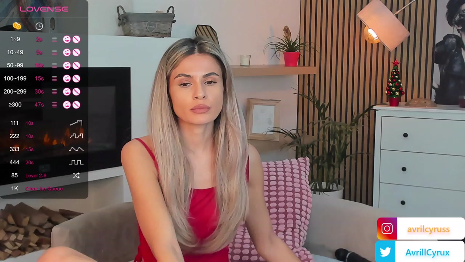 Gallery image thumbnail from Avril_Cyrus's myfreecams stream on, 12/18/2023, 14:16 image 2 of 20