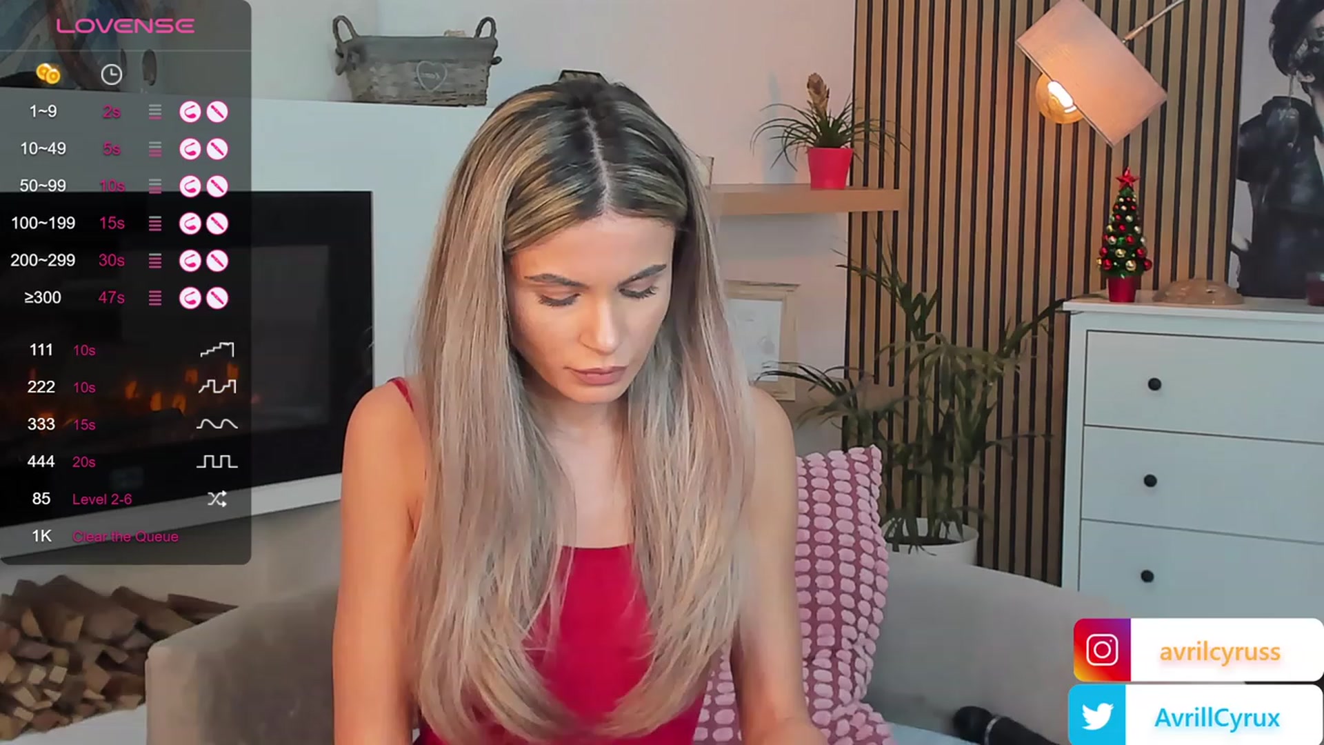 Gallery image thumbnail from Avril_Cyrus's myfreecams stream on, 12/18/2023, 14:16 image 4 of 20