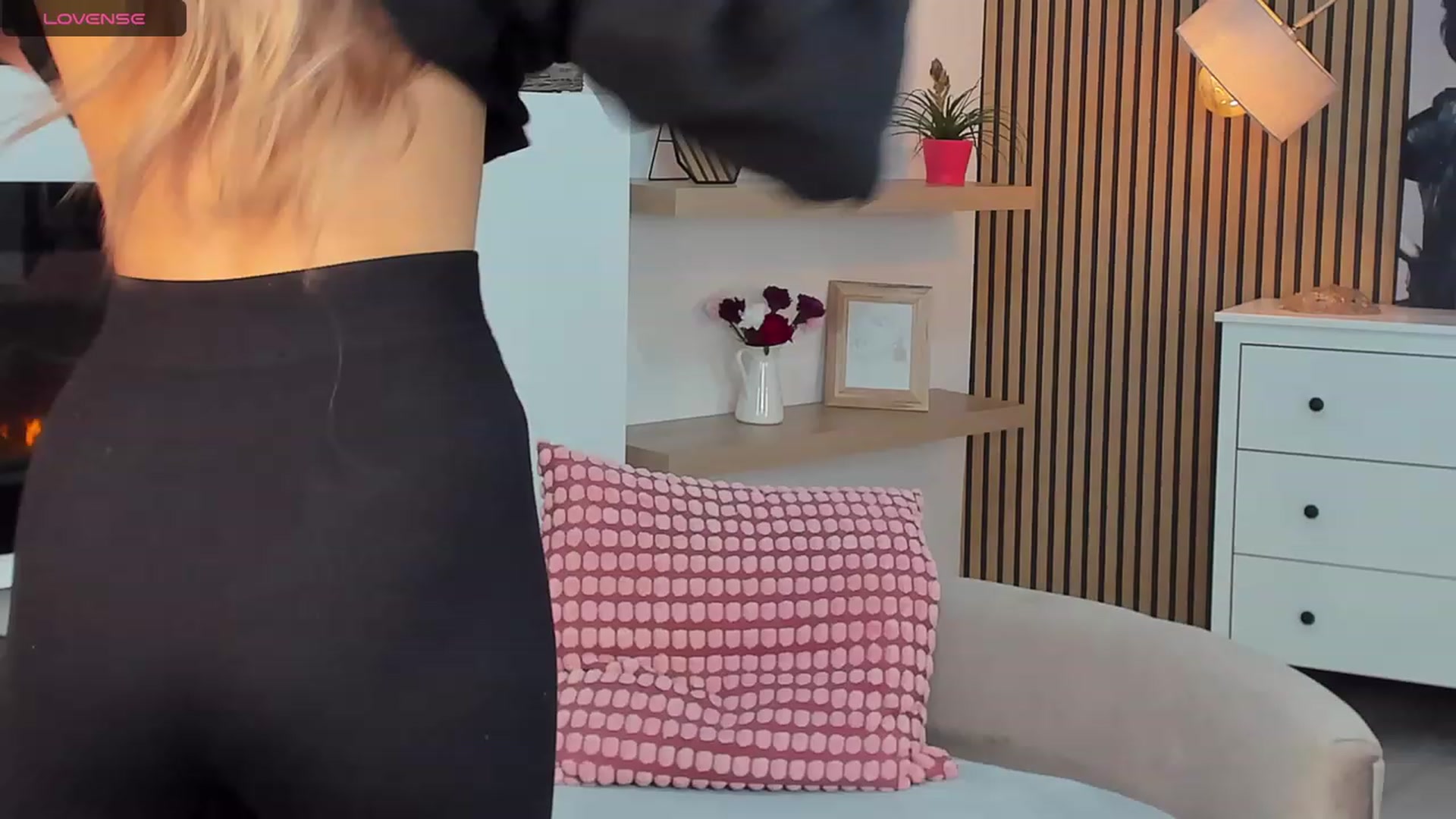 Gallery image thumbnail from Avril_Cyrus's myfreecams stream on, 02/07/2024, 14:03 image 20 of 20