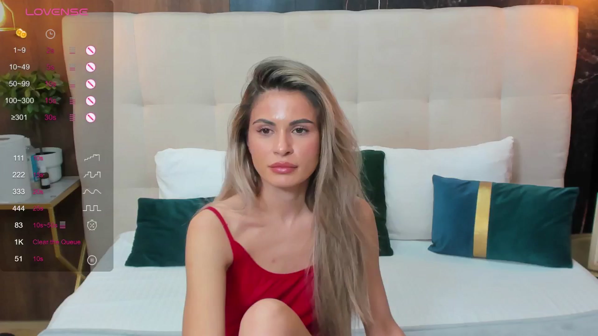 Gallery image thumbnail from Avril_Cyrus's myfreecams stream on, 04/25/2024, 13:31 image 6 of 20