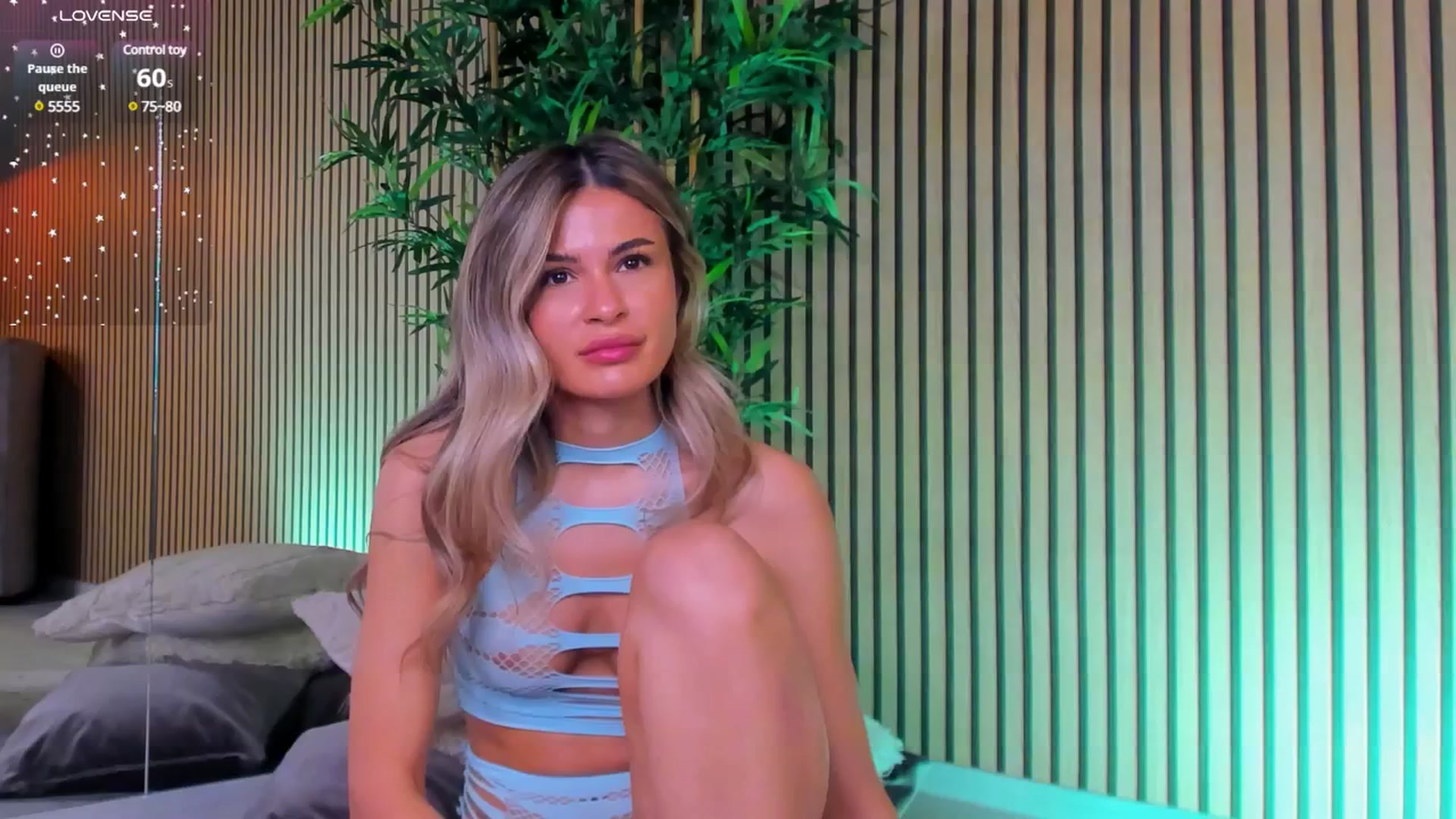 Gallery image thumbnail from Avril_Cyrus's myfreecams stream on, 03/17/2025, 09:52 image 5 of 20
